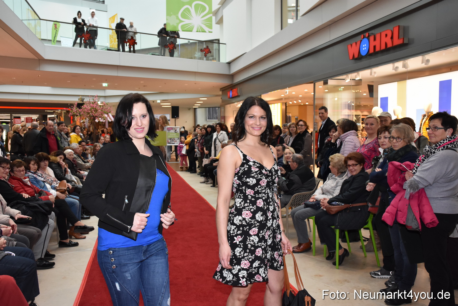 Fruehlingsmodenschau NeuerMarkt 2019 0006