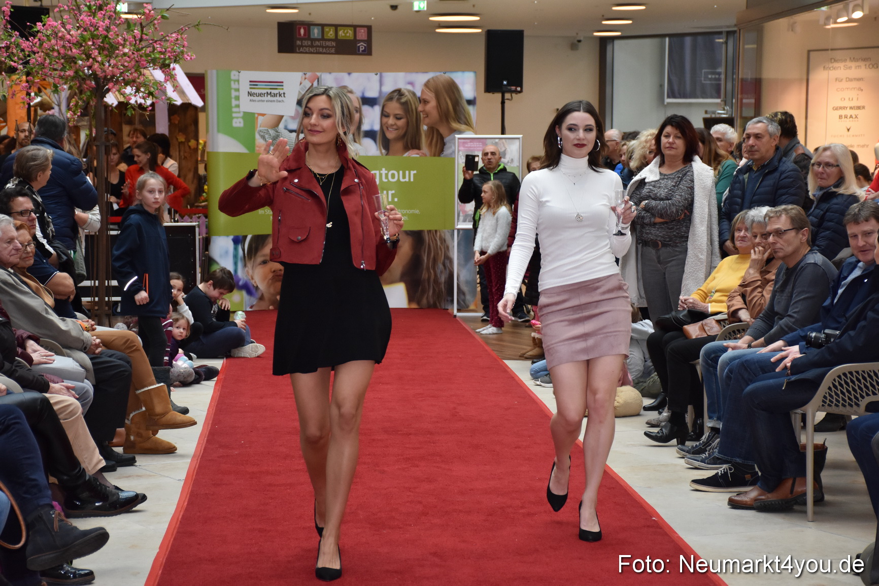 Fruehlingsmodenschau NeuerMarkt 2019 0059