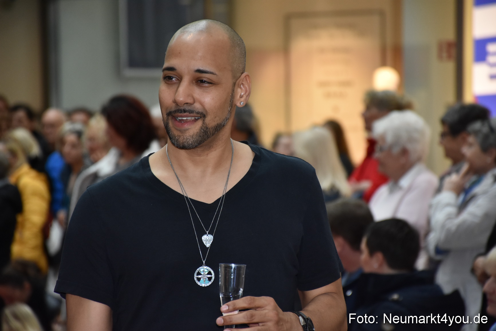 Fruehlingsmodenschau NeuerMarkt 2019 0062