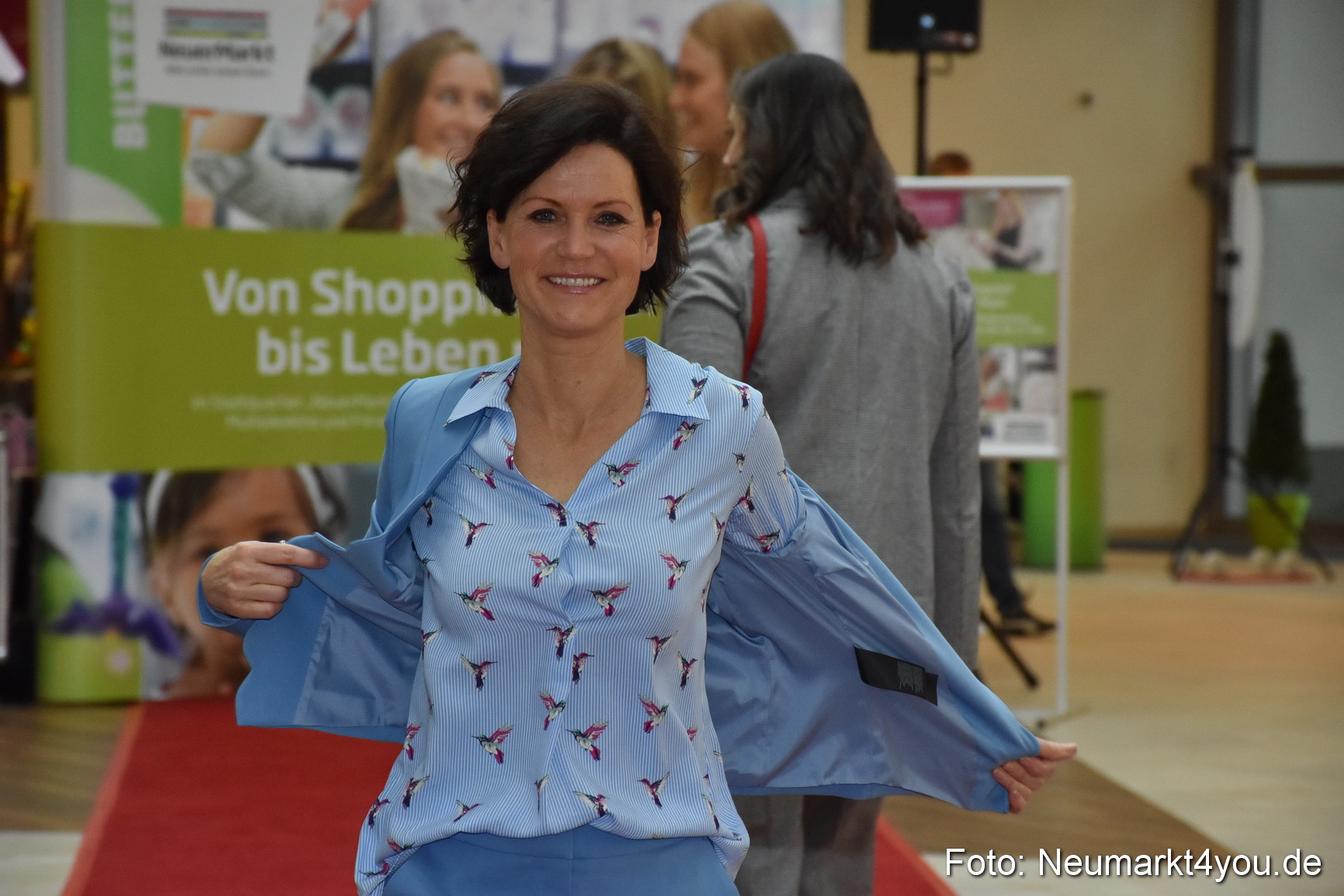 Fruehlingsmodenschau NeuerMarkt 2019 0145