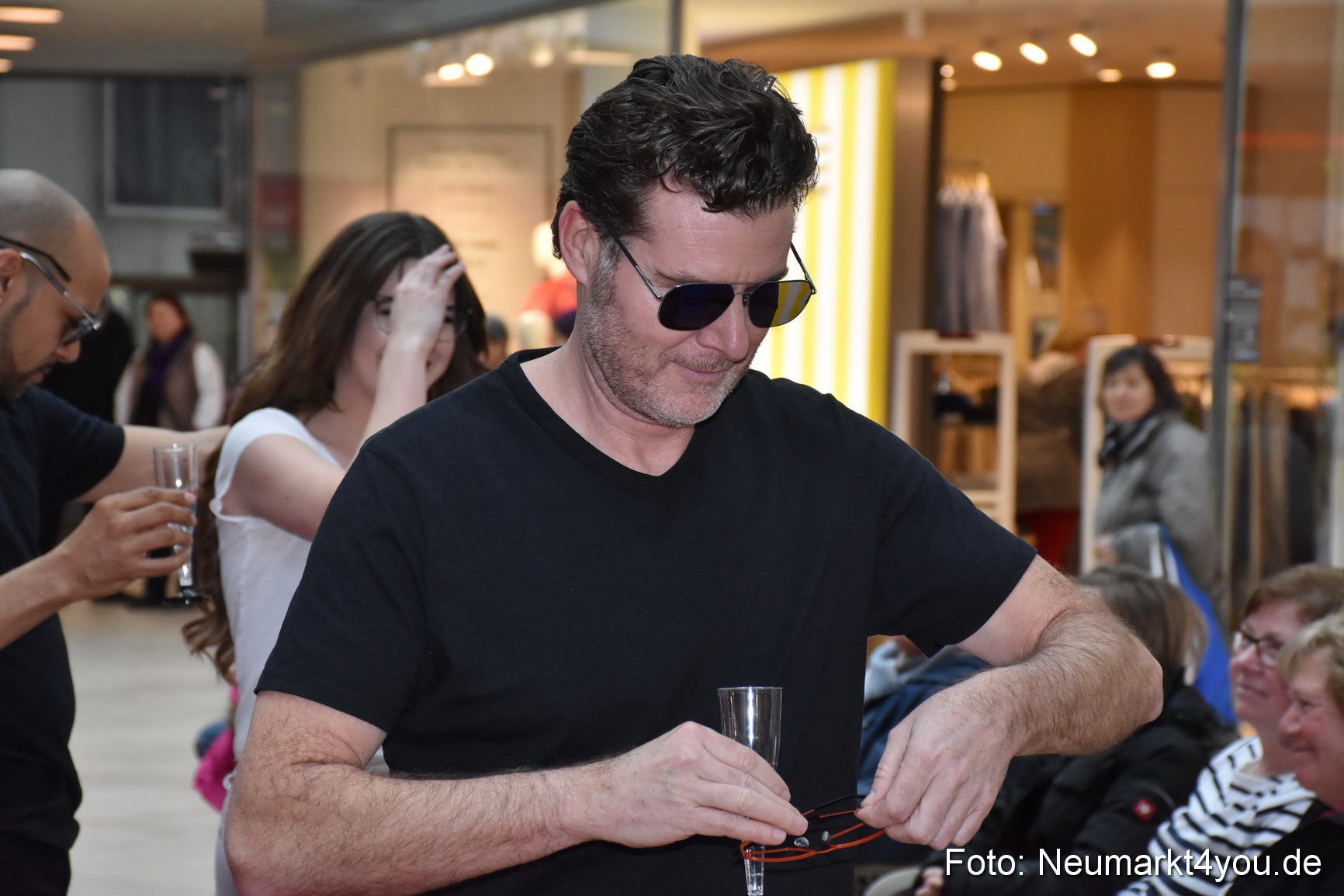 Fruehlingsmodenschau NeuerMarkt 2019 0179