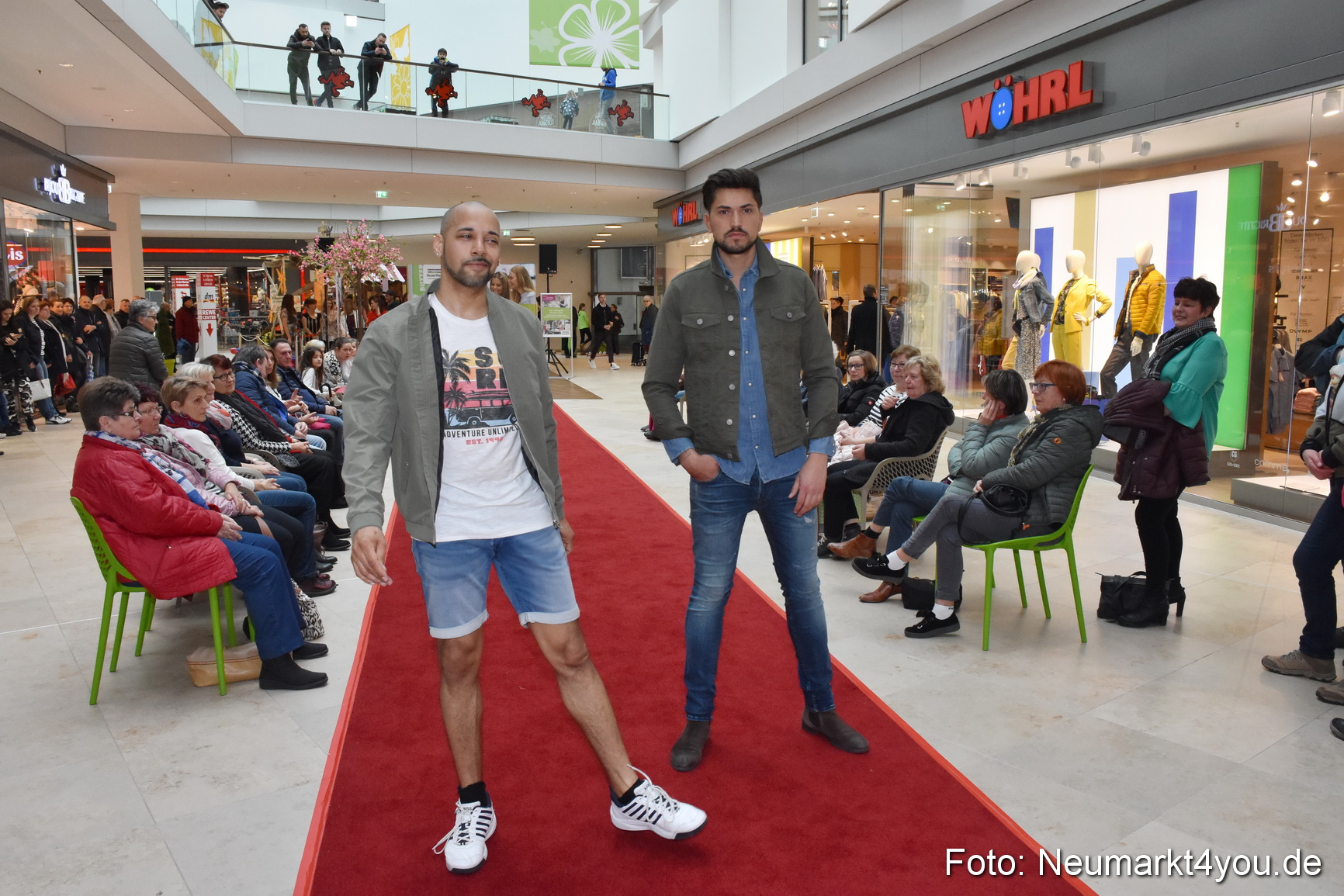 Fruehlingsmodenschau NeuerMarkt 2019 0221