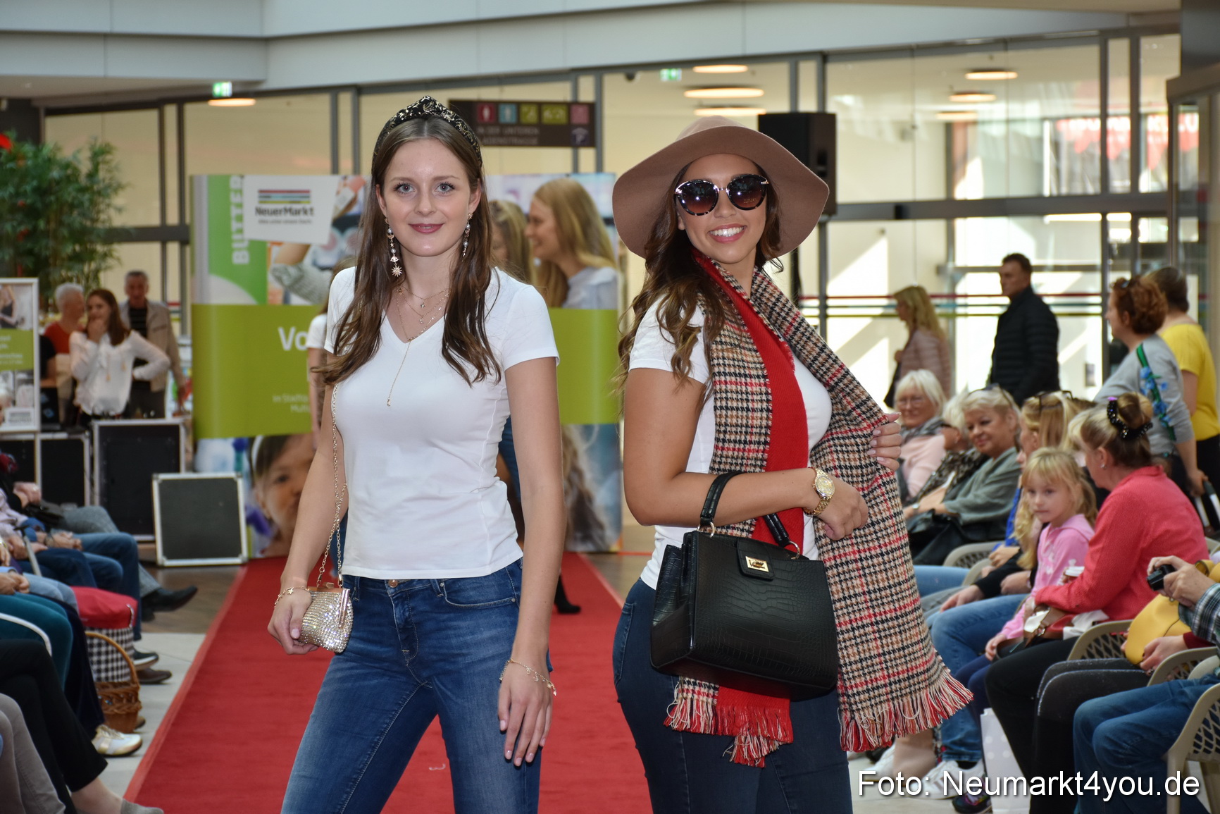 Herbstmodenschau NeuerMarkt 2019 0003