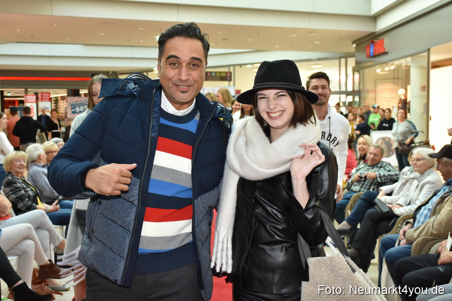 Herbstmodenschau NeuerMarkt 2019 0025