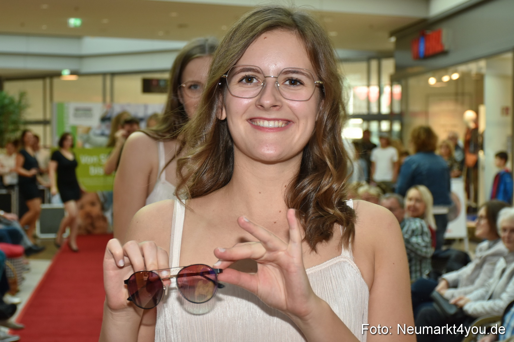 Herbstmodenschau NeuerMarkt 2019 0061