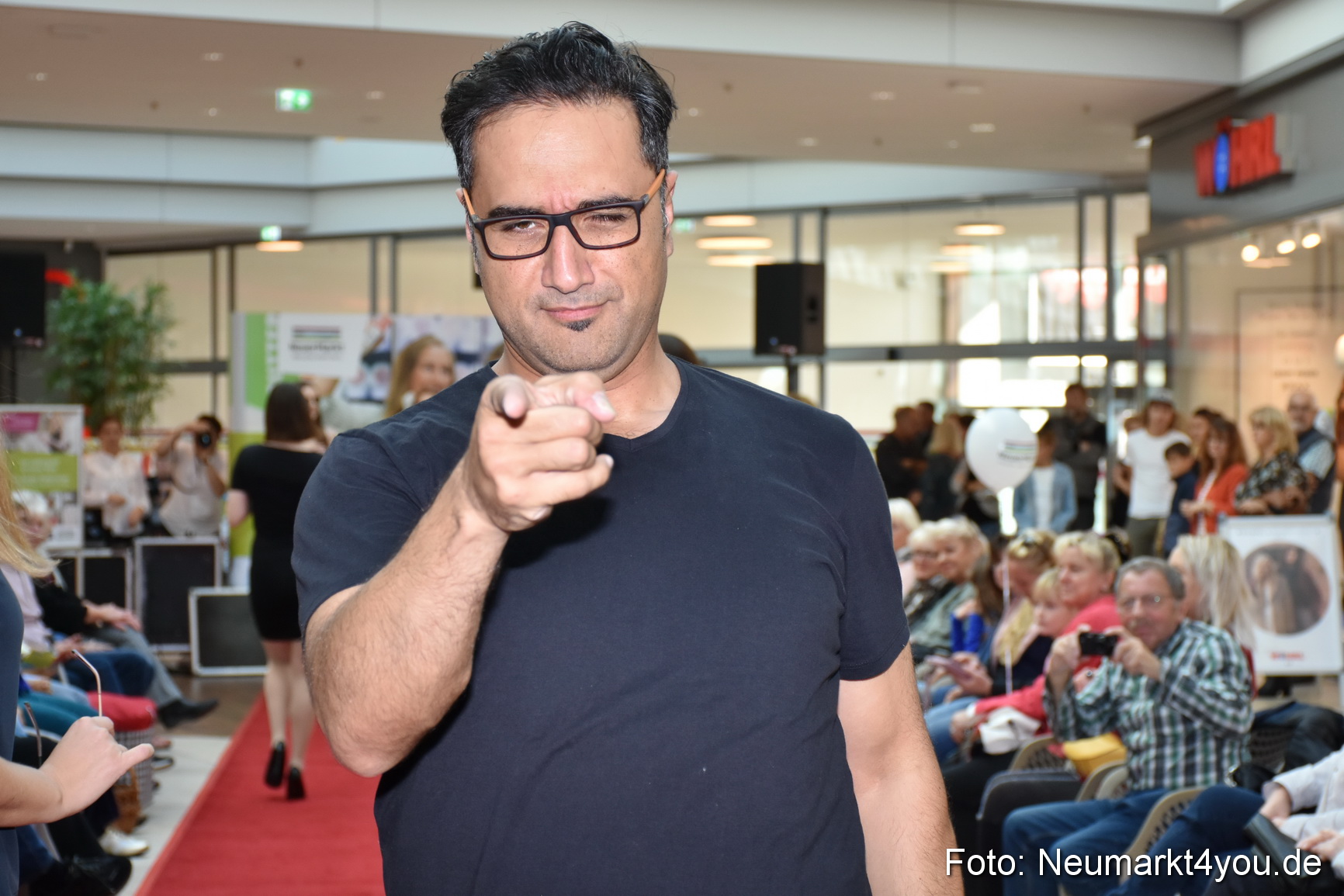 Herbstmodenschau NeuerMarkt 2019 0066