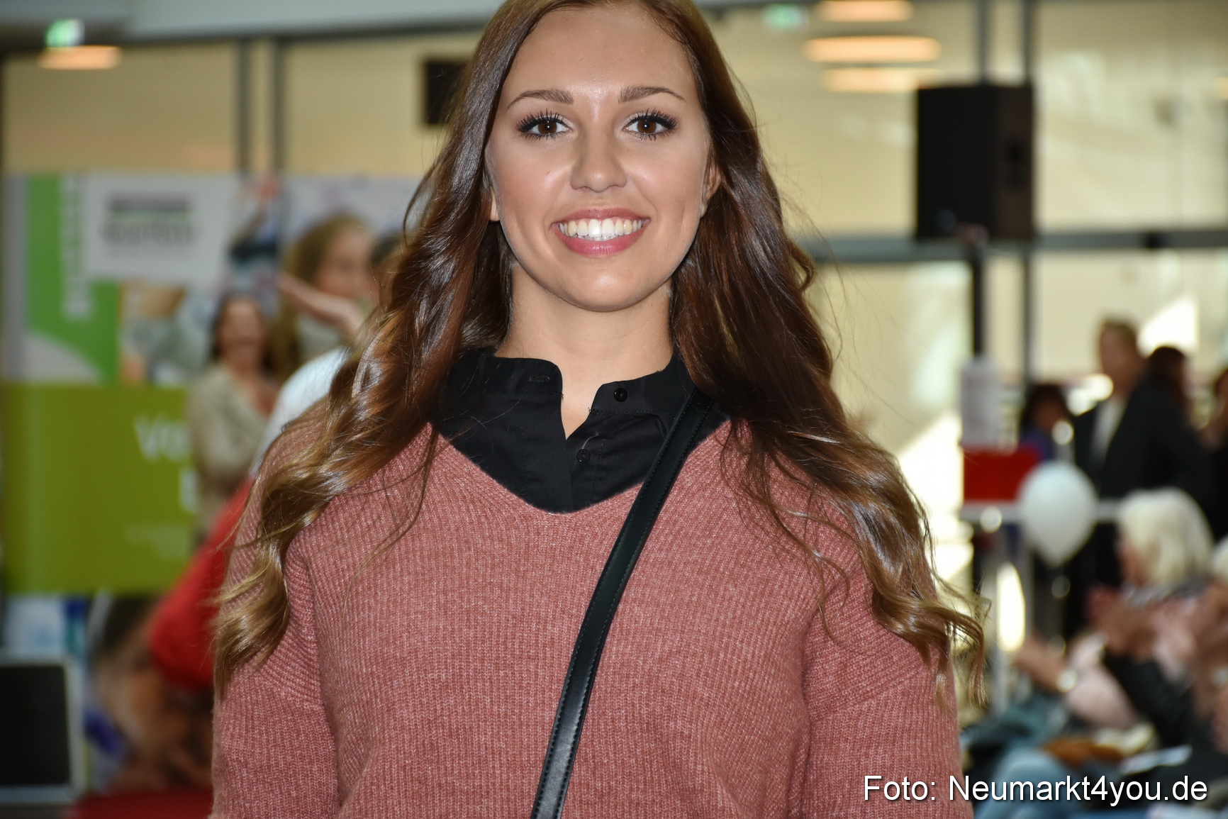 Herbstmodenschau NeuerMarkt 2019 0093