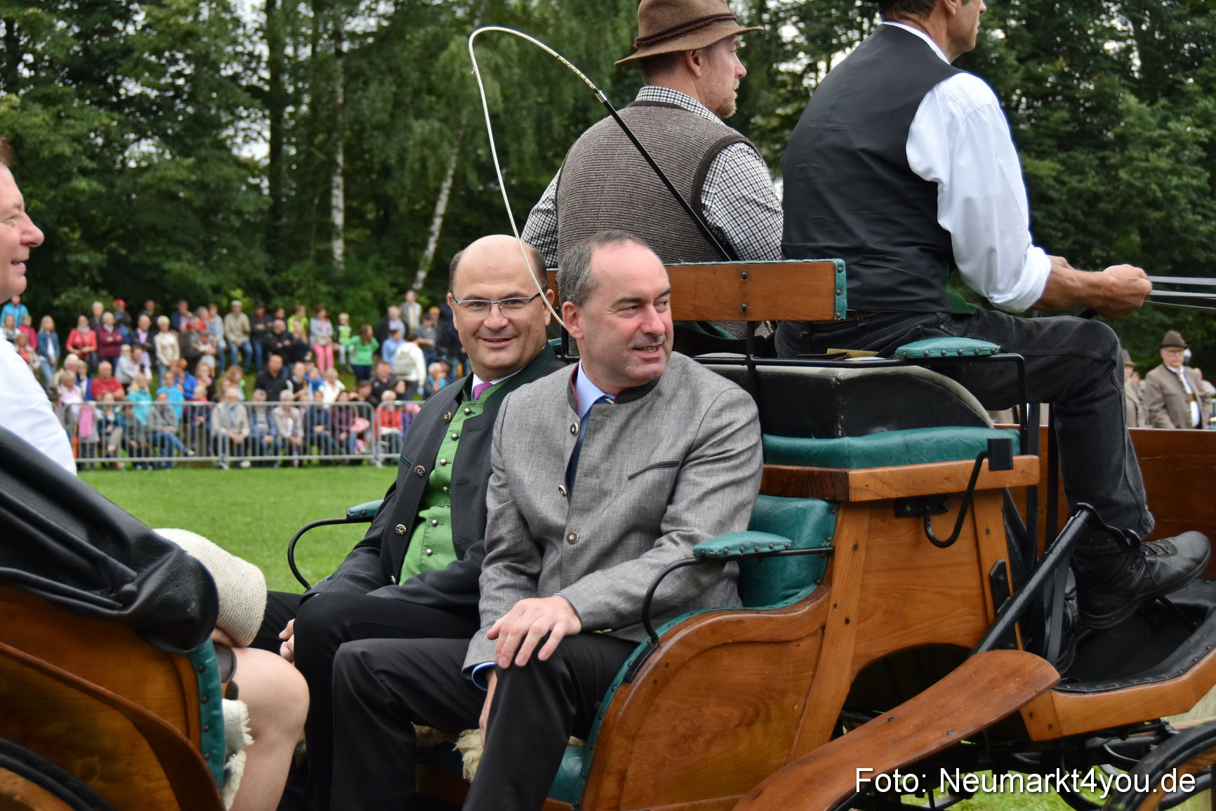 JURA Volksfest Pferdeshow 190819 0011