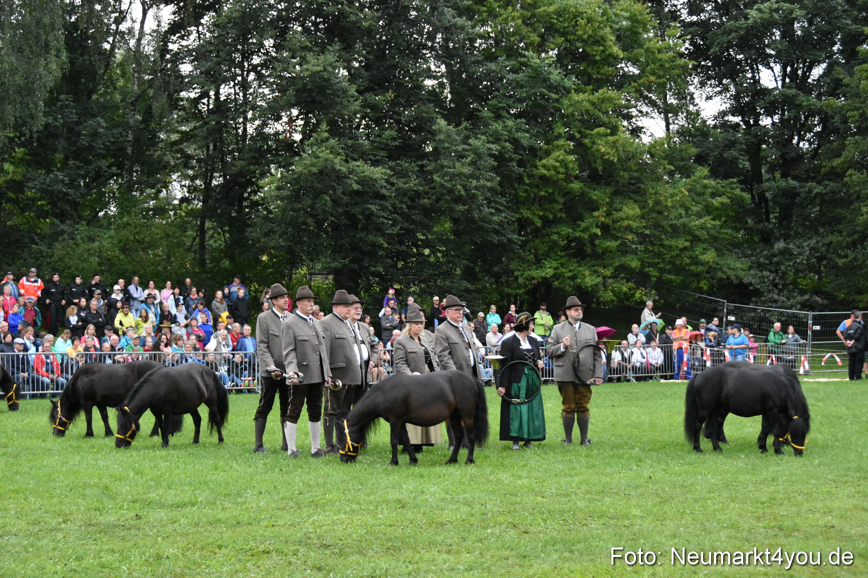 JURA Volksfest Pferdeshow 190819 0021