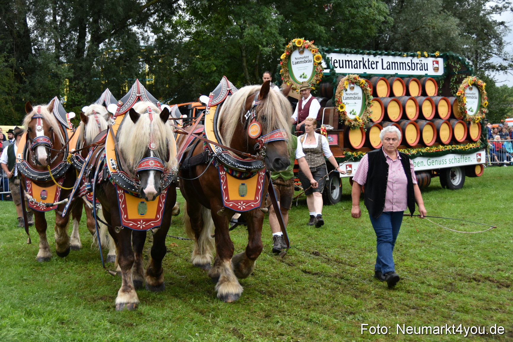 JURA Volksfest Pferdeshow 190819 0094