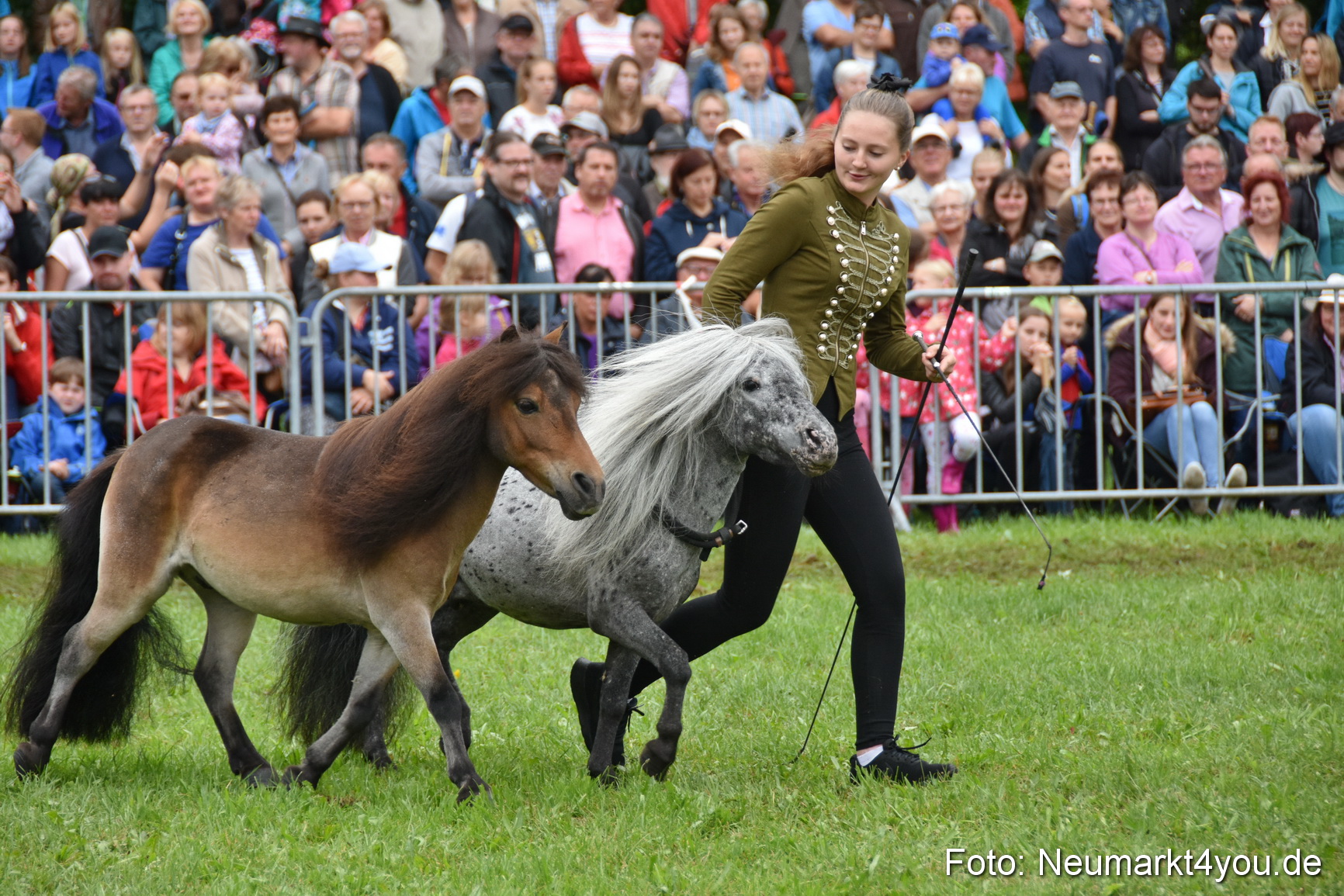 JURA Volksfest Pferdeshow 190819 0116