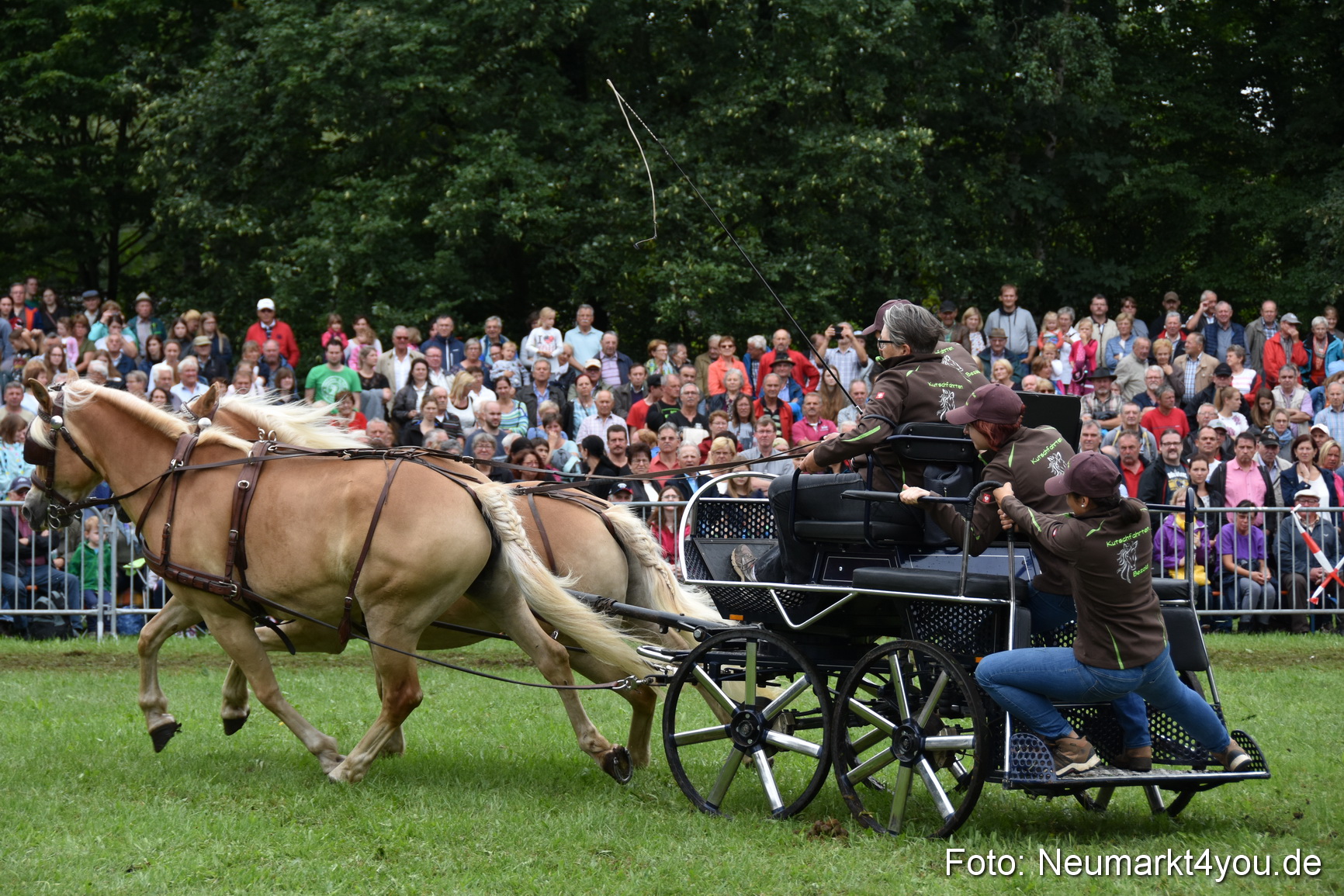 JURA Volksfest Pferdeshow 190819 0220