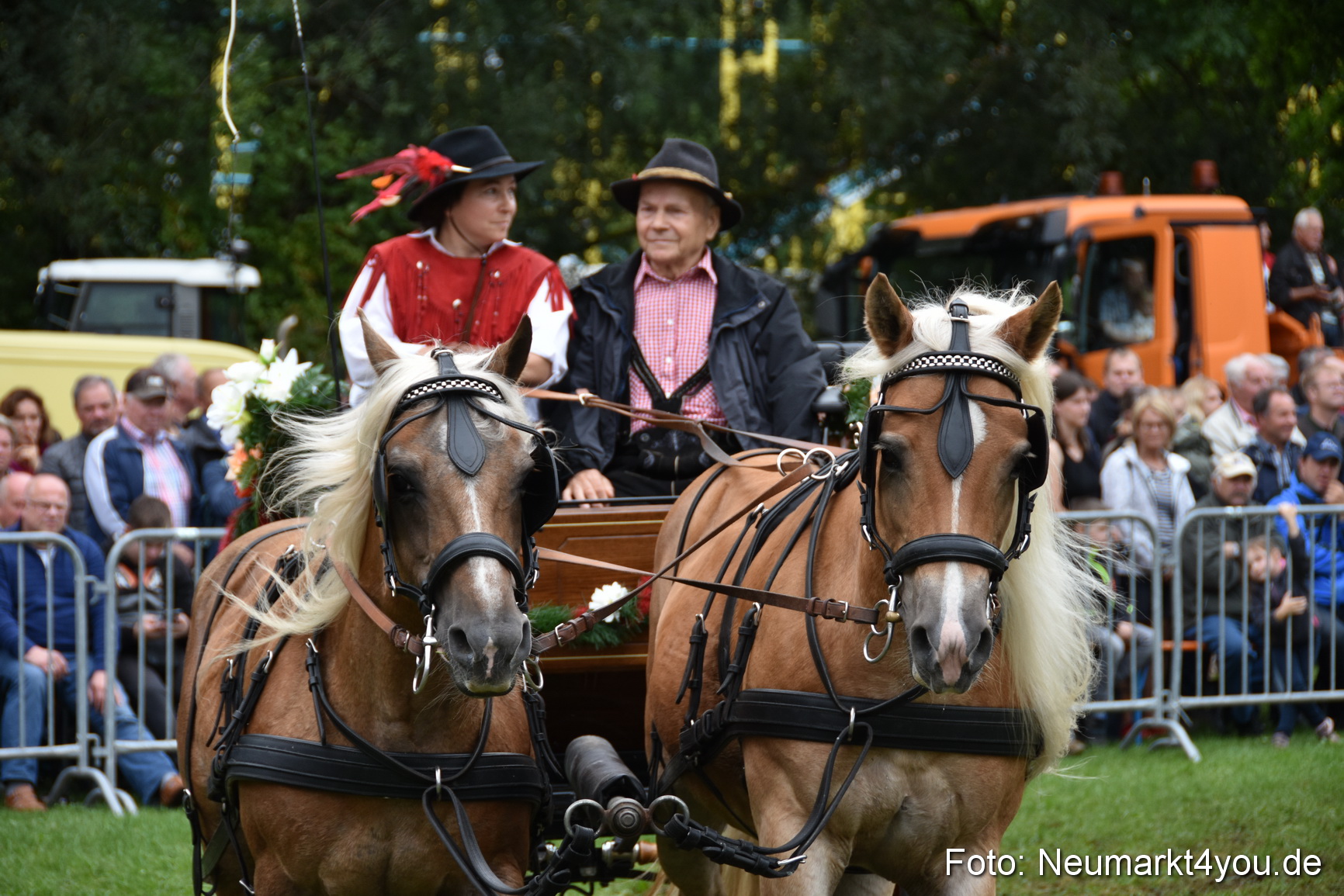 JURA Volksfest Pferdeshow 190819 0223
