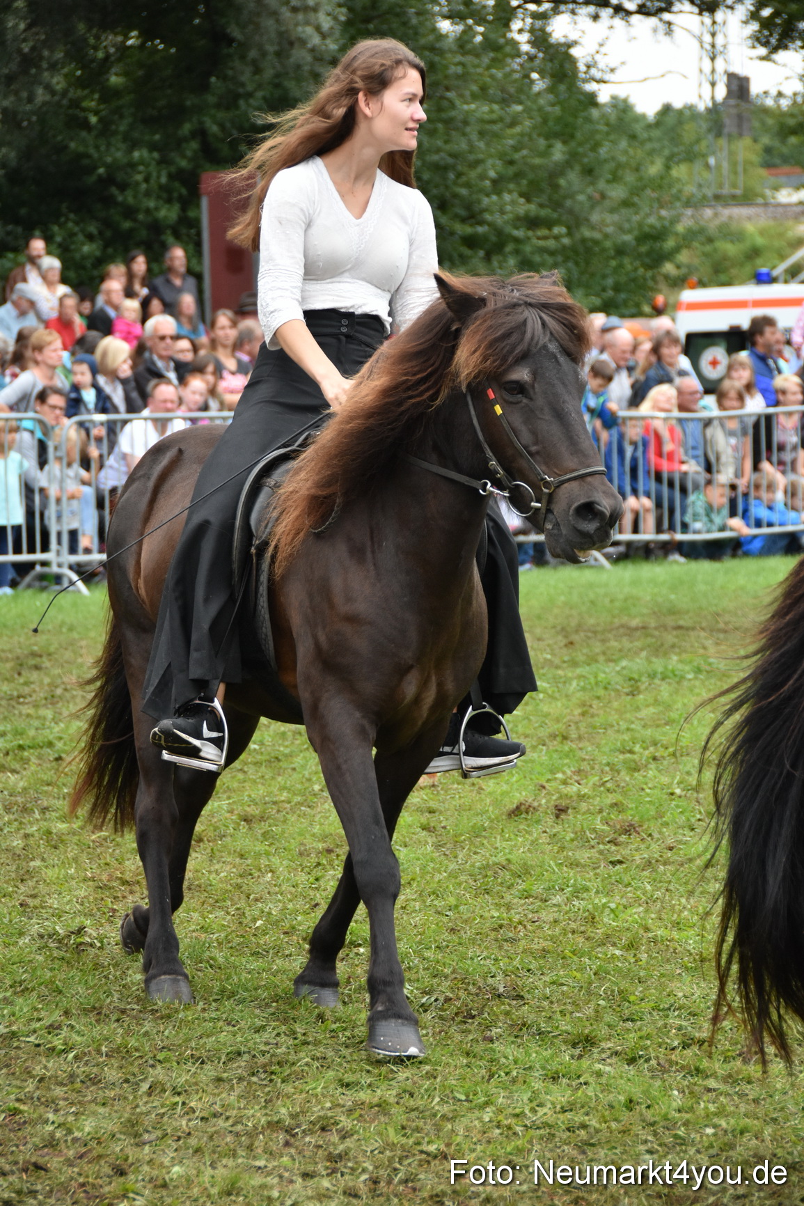 JURA Volksfest Pferdeshow 190819 0262