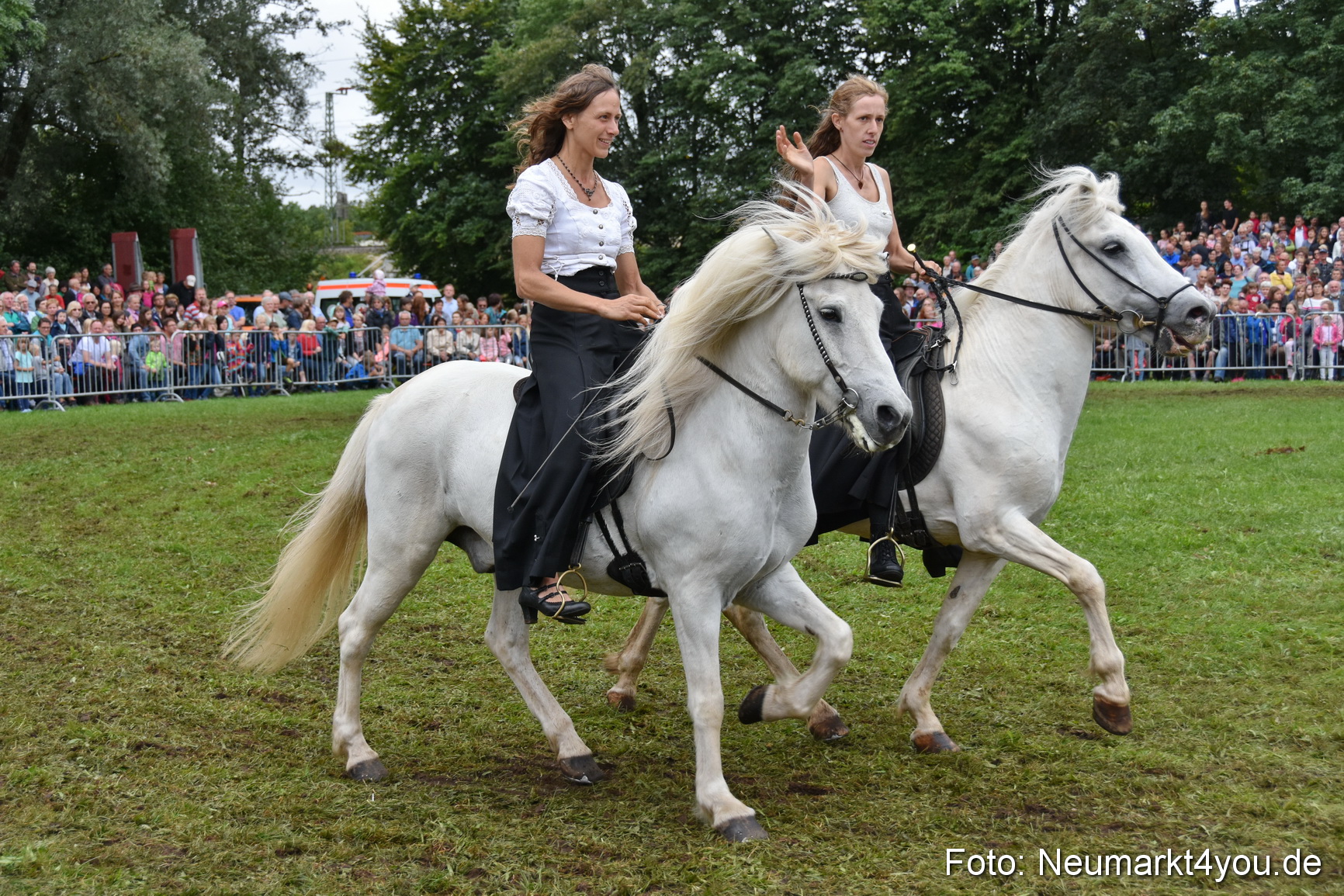 JURA Volksfest Pferdeshow 190819 0278