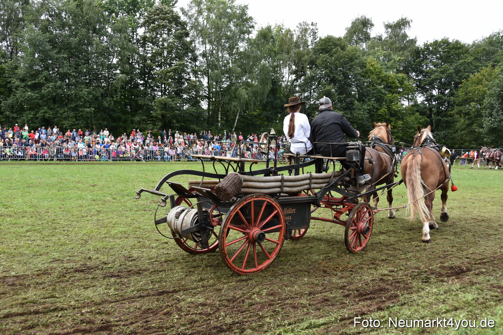 JURA Volksfest Pferdeshow 190819 0360