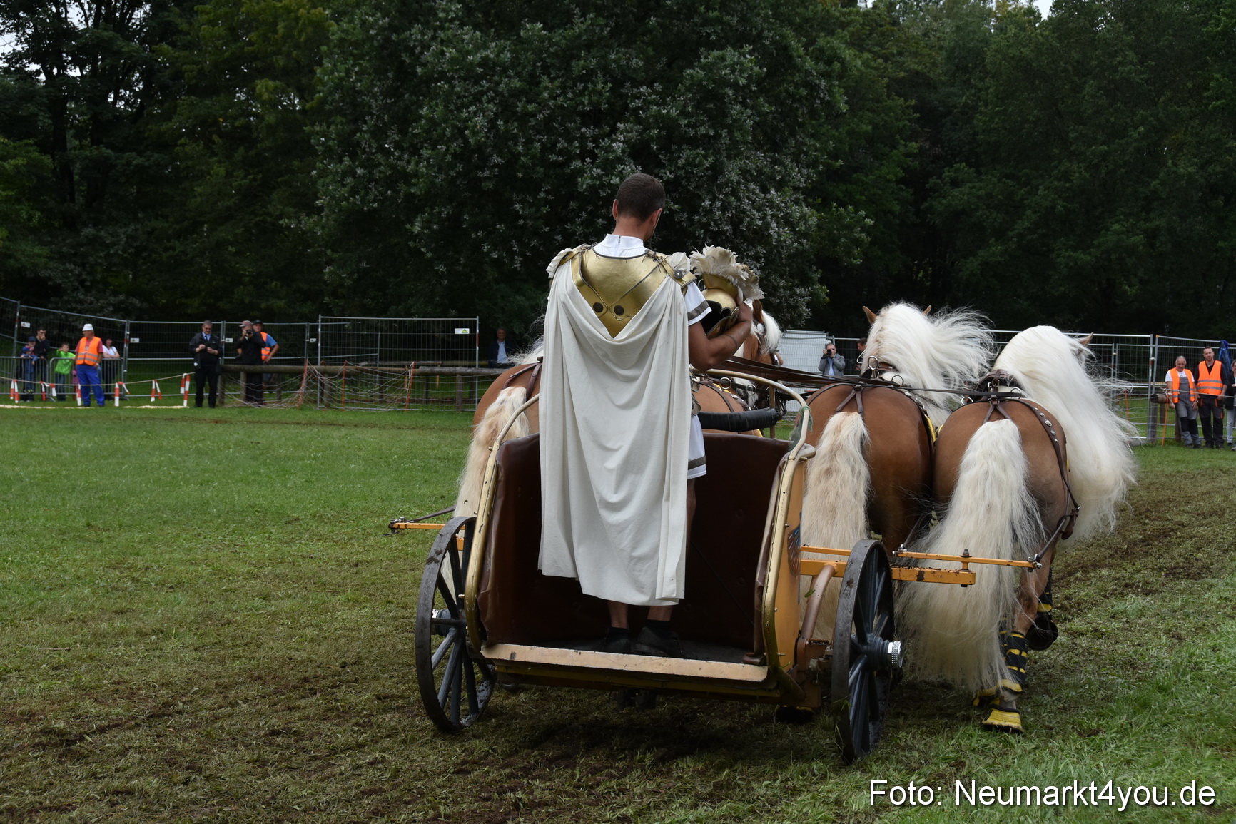 JURA Volksfest Pferdeshow 190819 0368