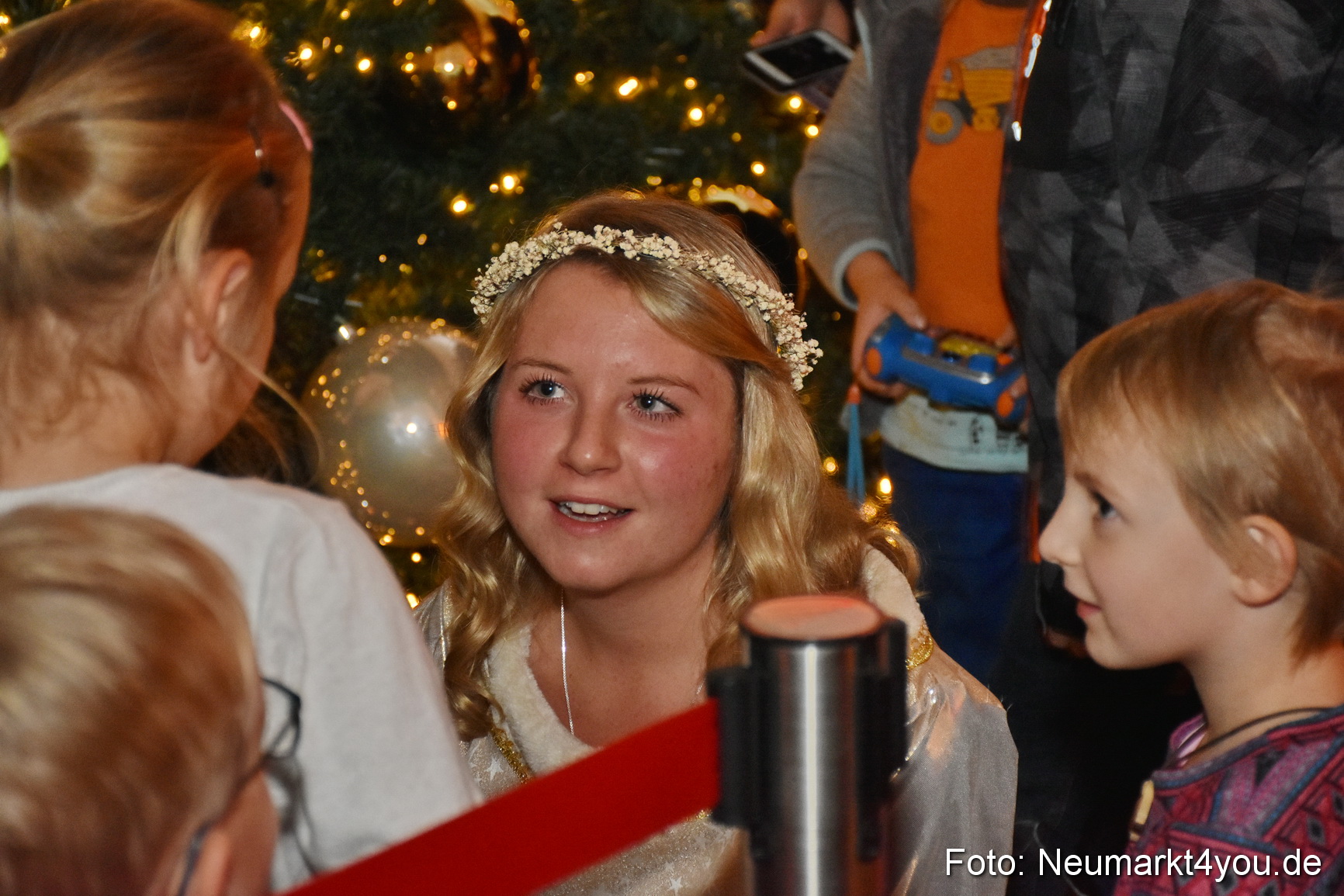 SpotOn im NeuenMarkt 251119 0004