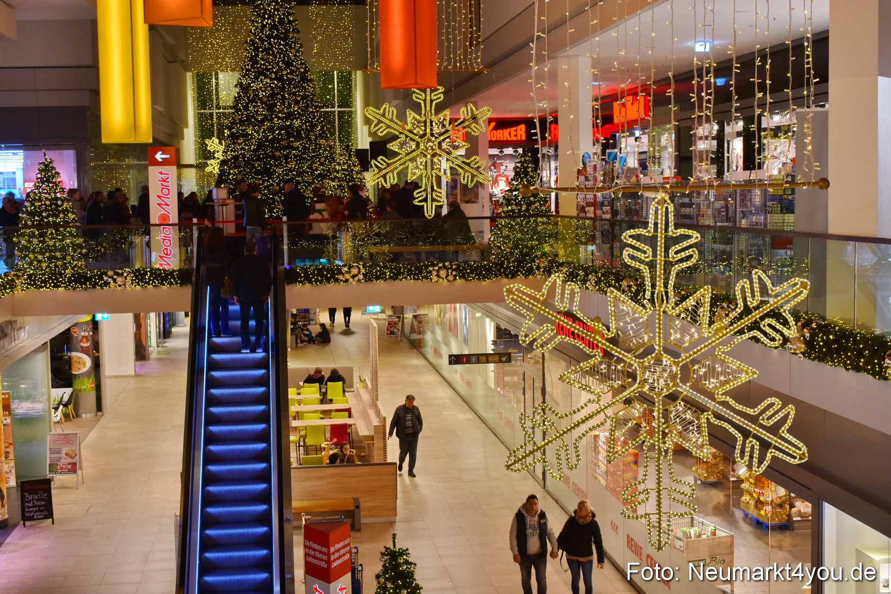 SpotOn im NeuenMarkt 251119 0006