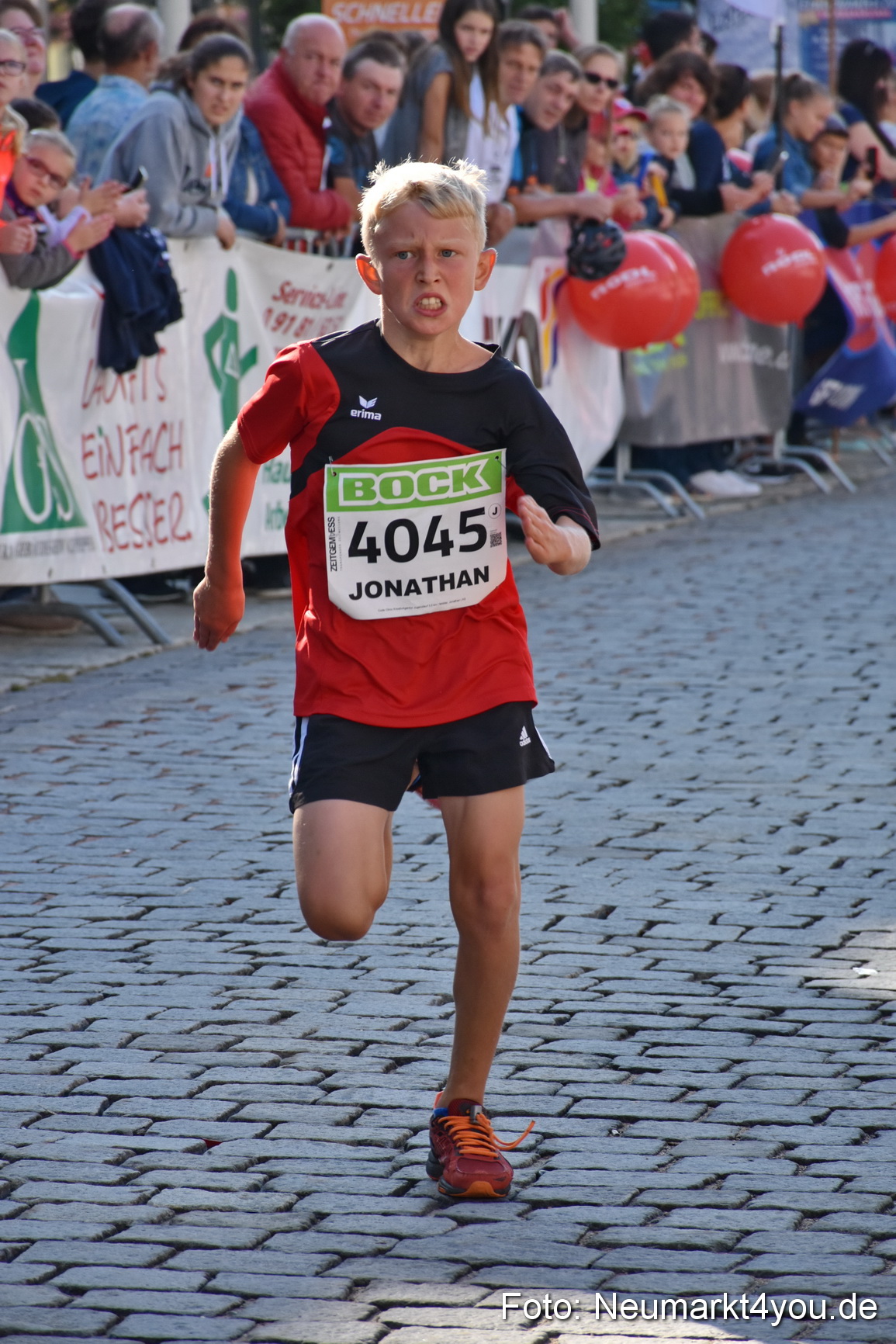 Stadtlauf Neumarkt Zieleinlauf 2019 0017