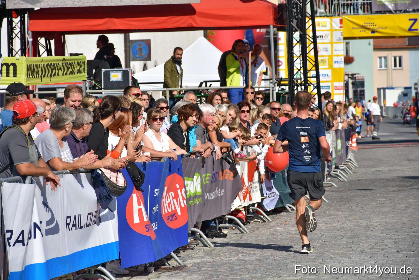 Stadtlauf Neumarkt Zieleinlauf 2019 0259