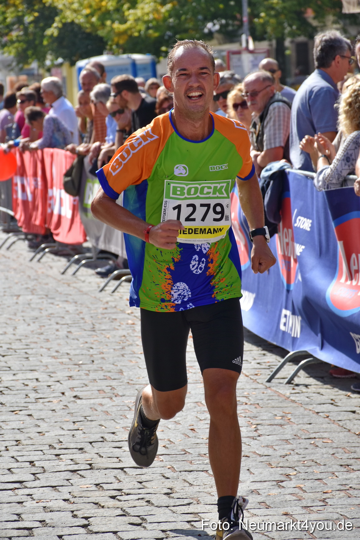 Stadtlauf Neumarkt Zieleinlauf 2019 0842