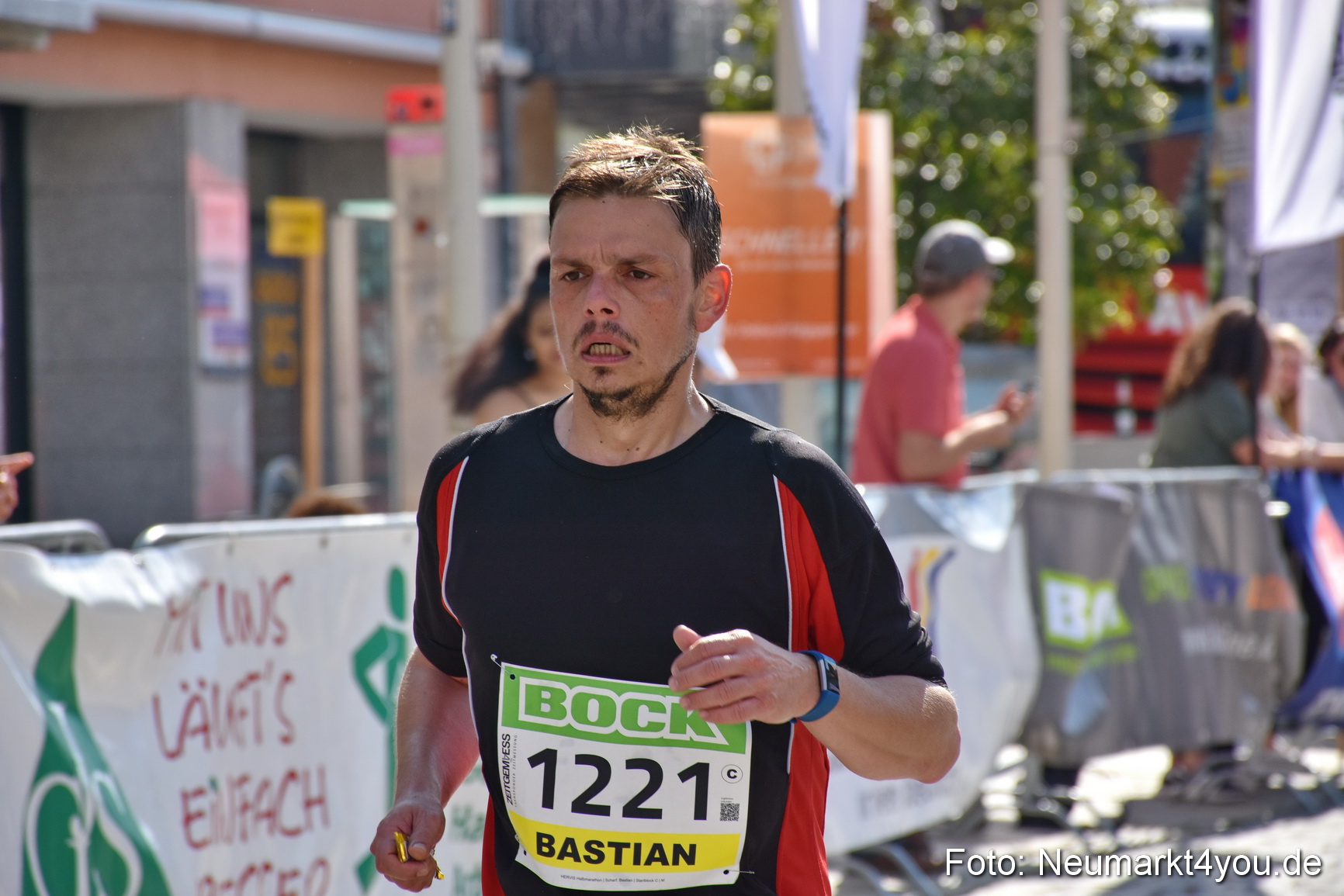 Stadtlauf Neumarkt Zieleinlauf 2019 1063