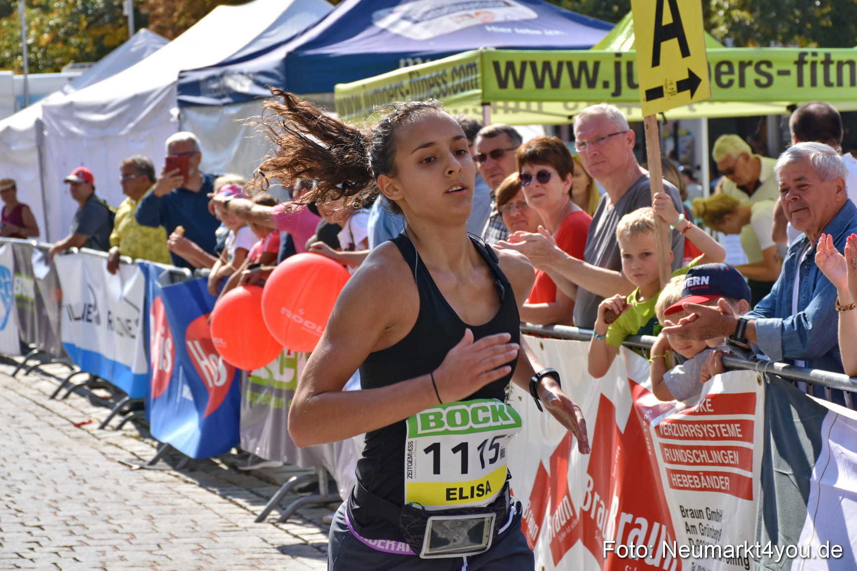 Stadtlauf Neumarkt Zieleinlauf 2019 1076