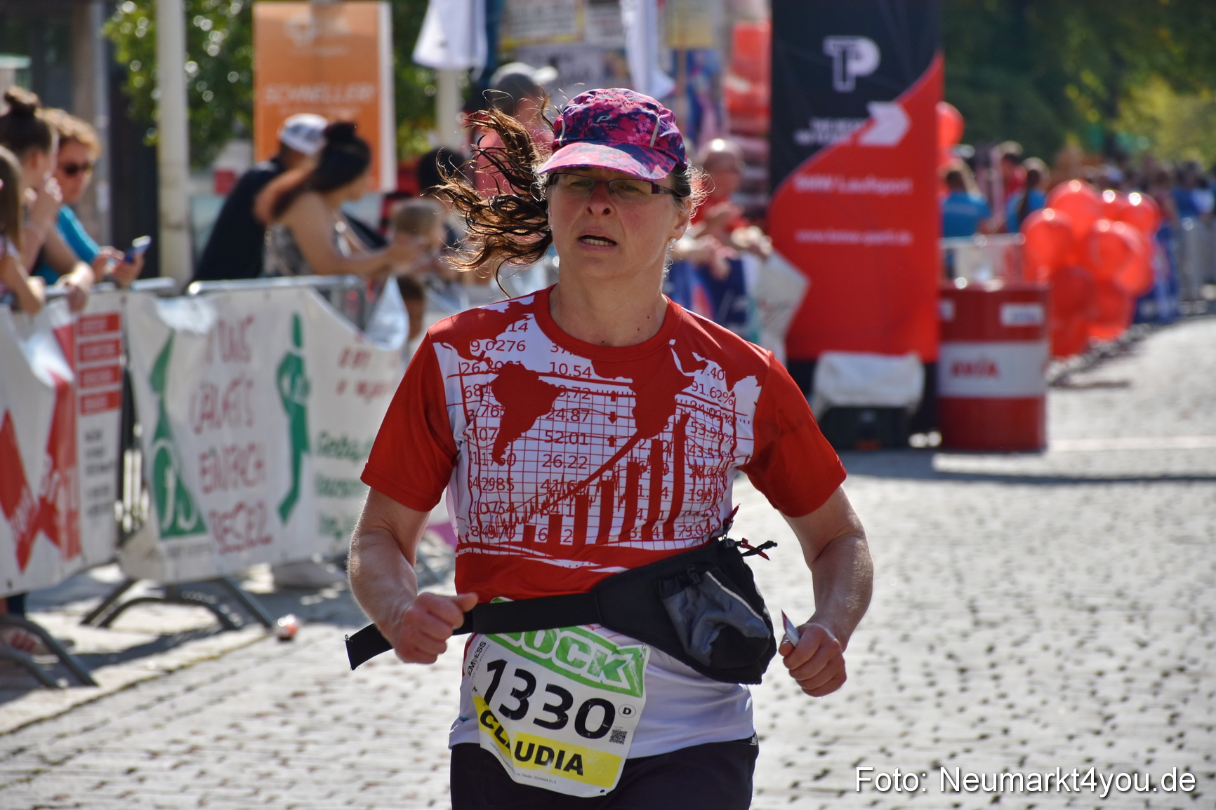 Stadtlauf Neumarkt Zieleinlauf 2019 1085