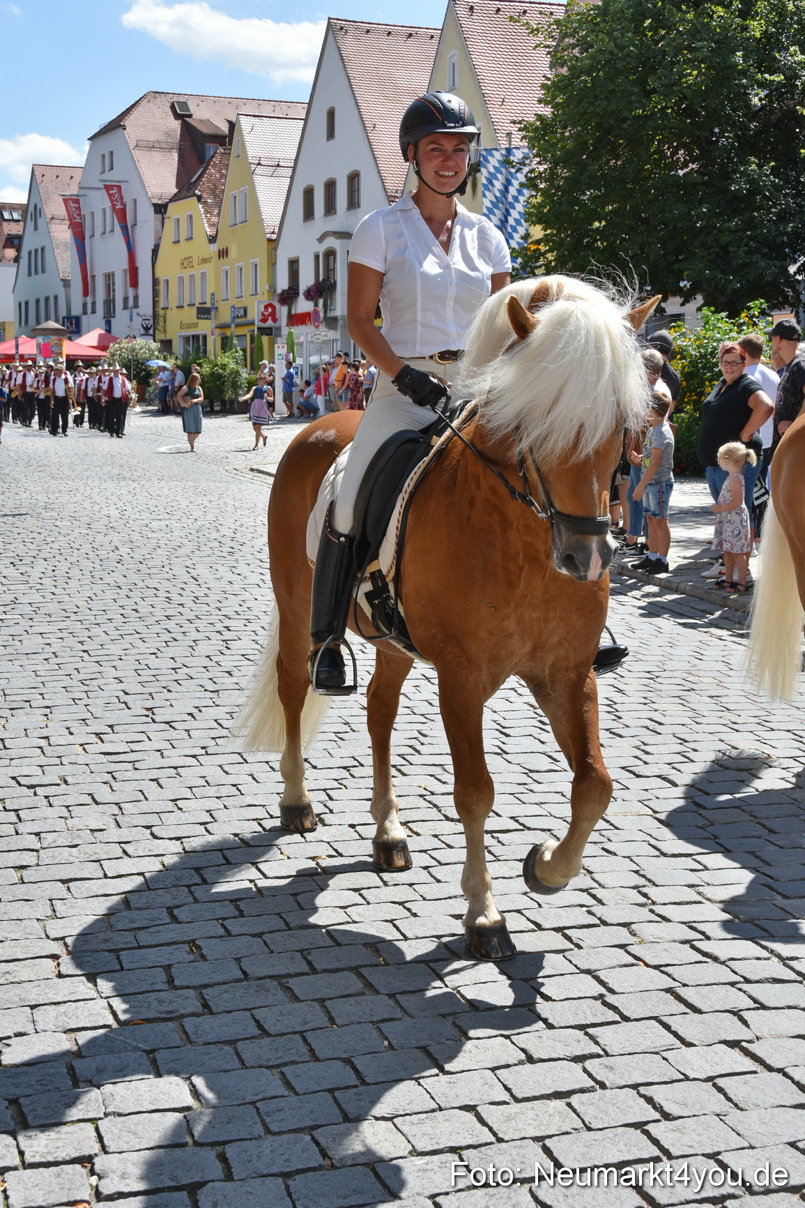 Volksfestzug Neumarkt 2019 0071
