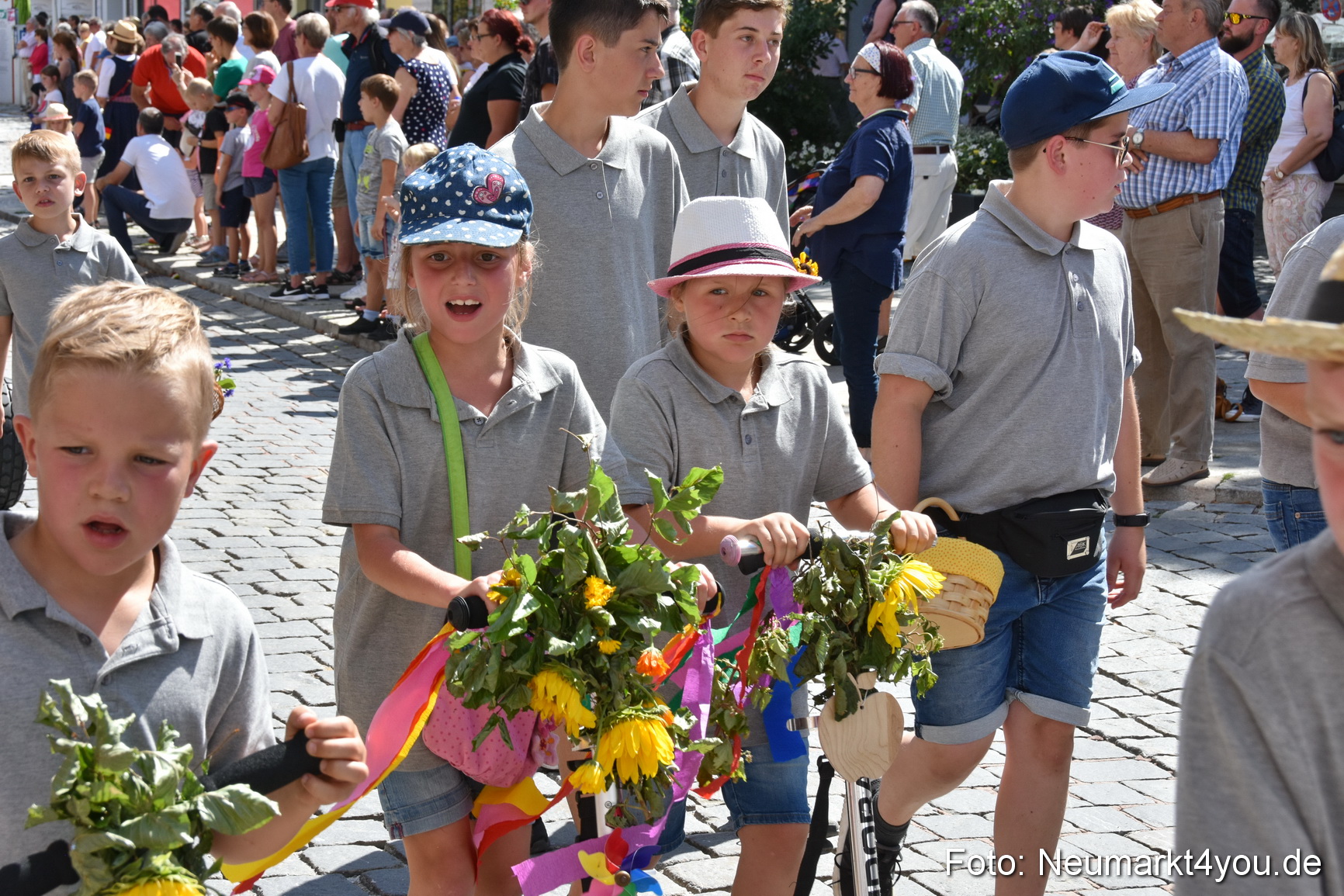 Volksfestzug Neumarkt 2019 0387