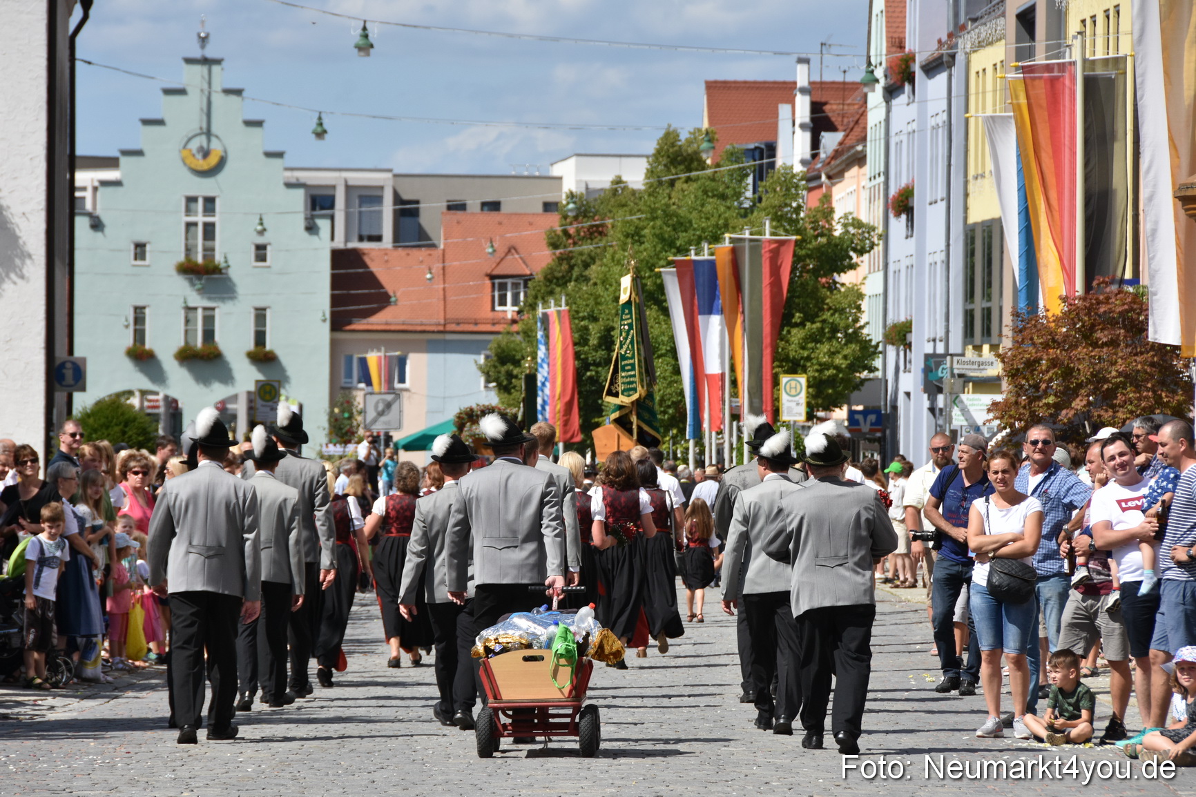 Volksfestzug Neumarkt 2019 0419