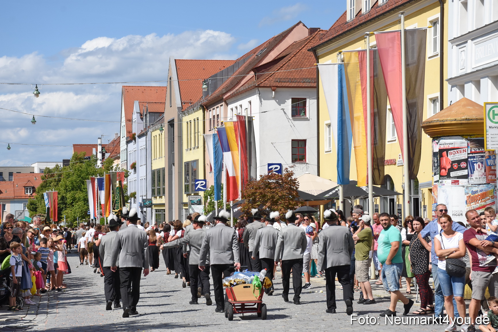 Volksfestzug Neumarkt 2019 0427