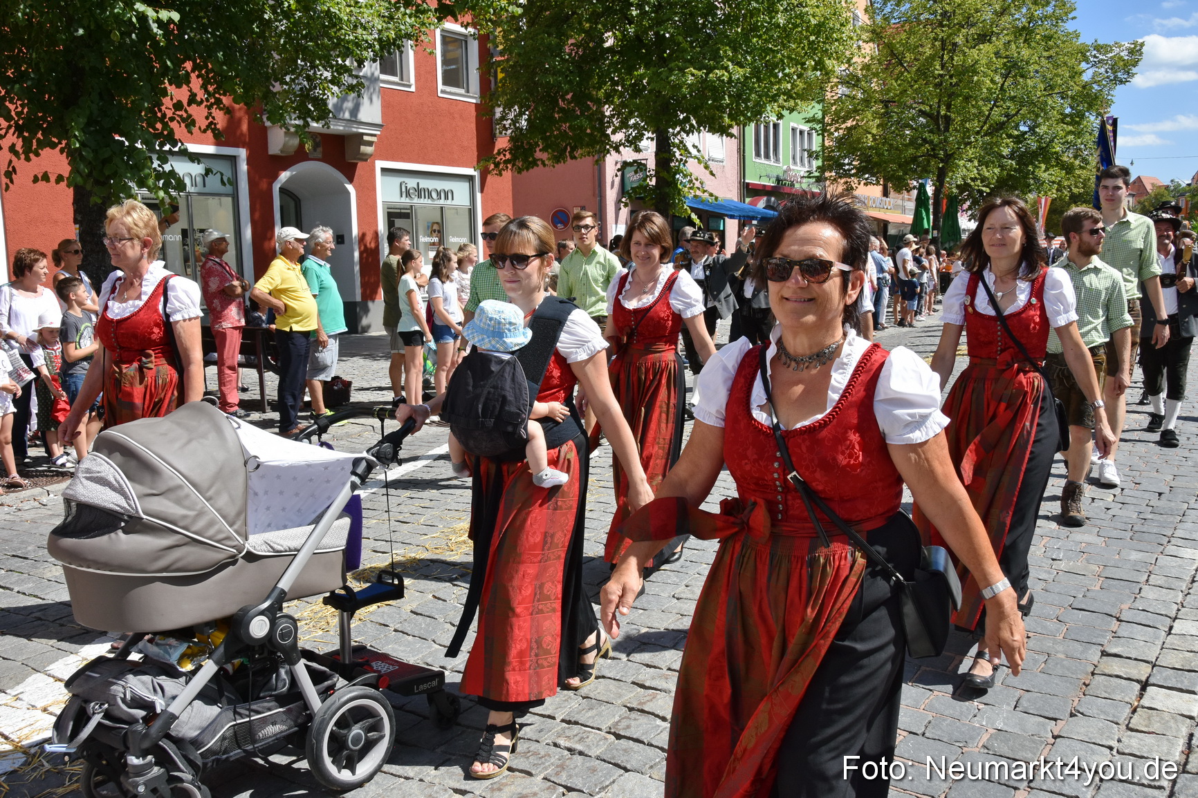 Volksfestzug Neumarkt 2019 0491