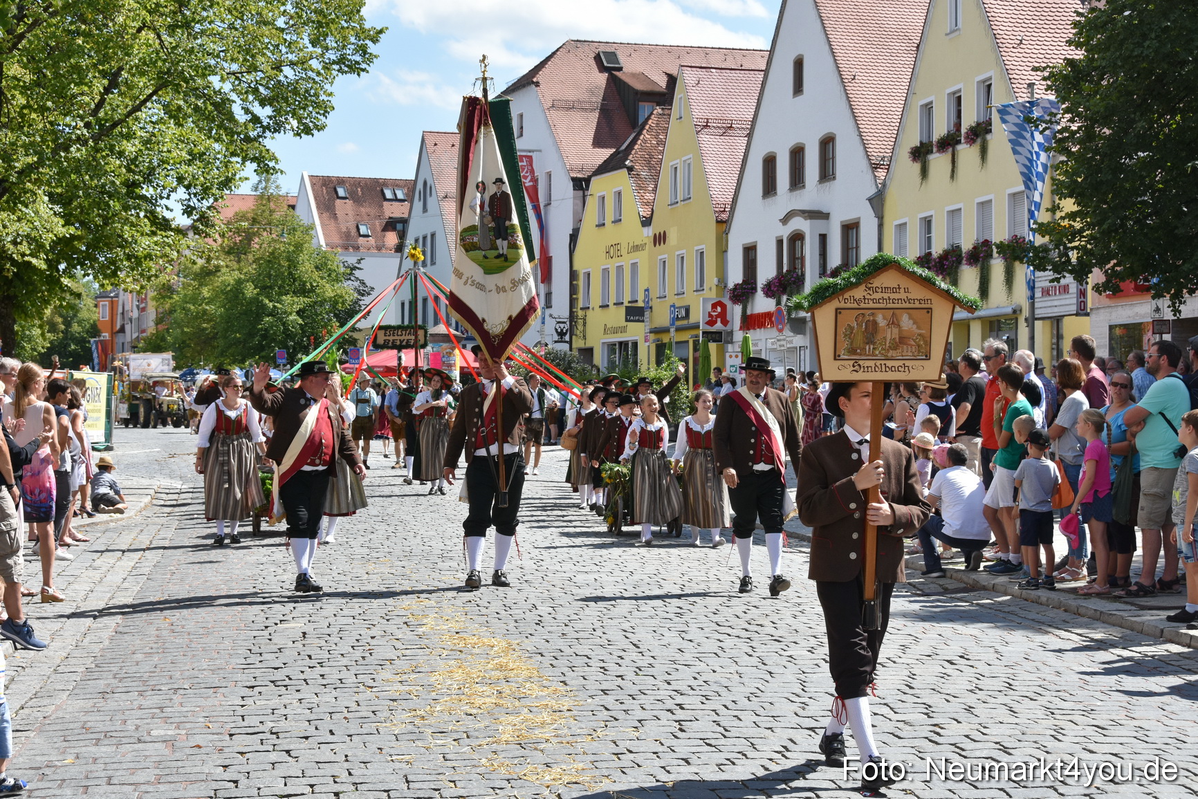 Volksfestzug Neumarkt 2019 0601