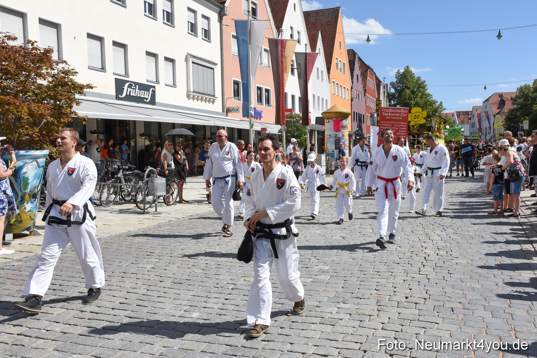 Volksfestzug Neumarkt 2019 0813