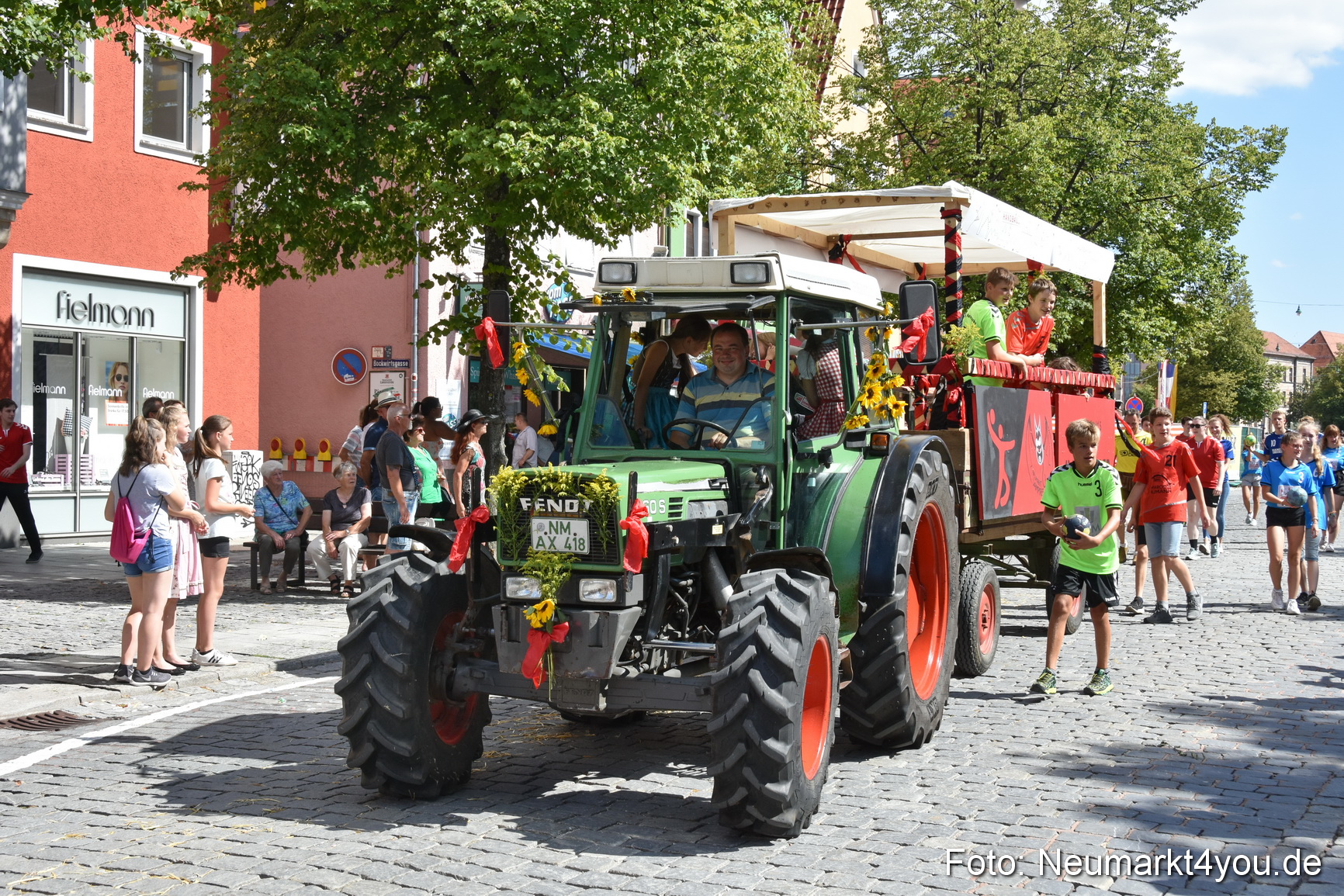 Volksfestzug Neumarkt 2019 0852