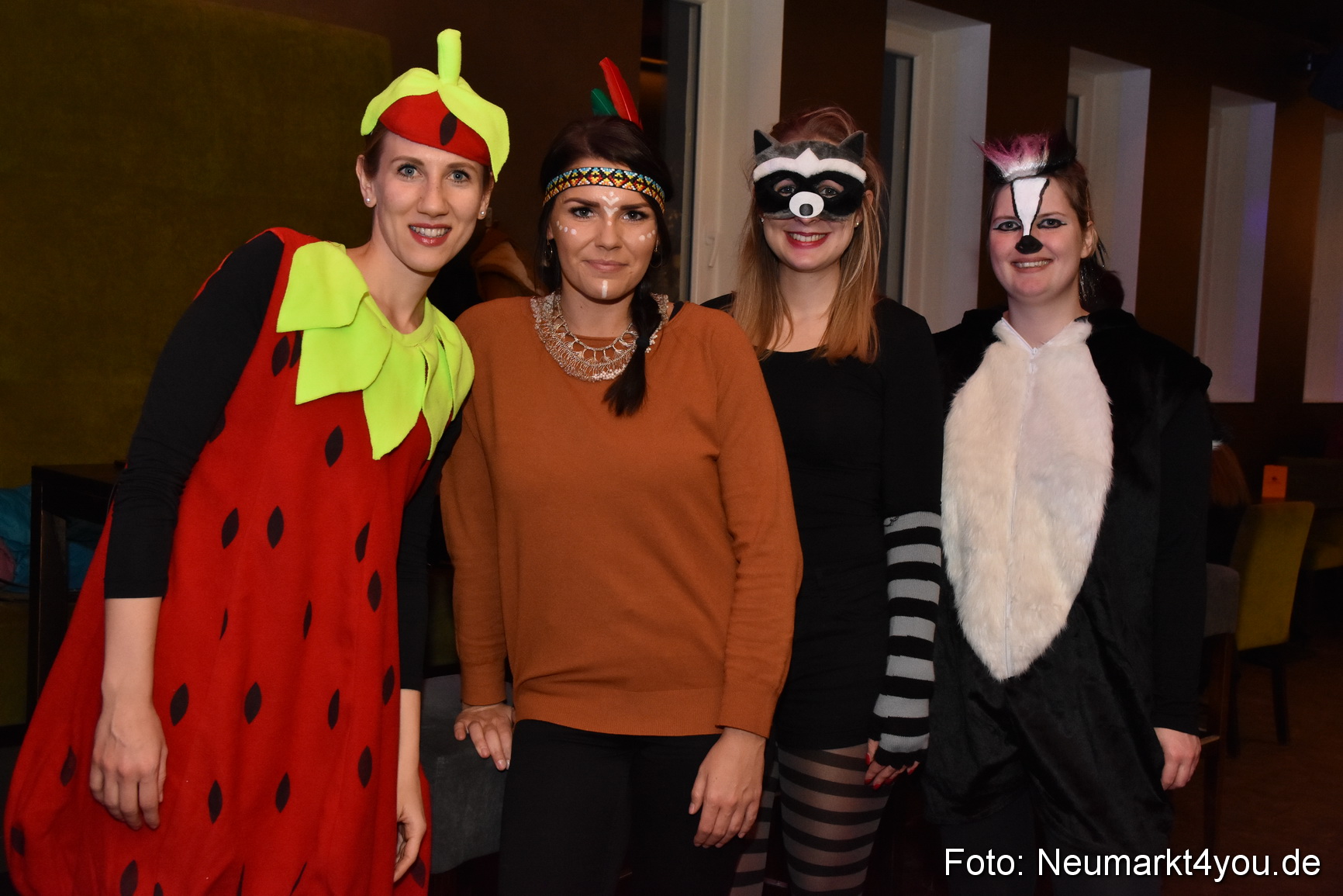 Weiberfasching Neumarkt 2019 0006