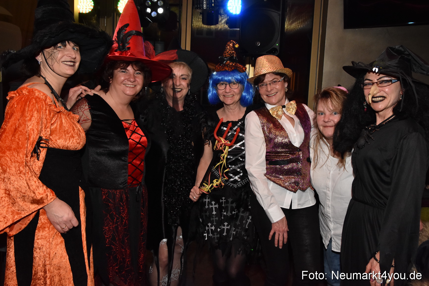 Weiberfasching Neumarkt 2019 0008