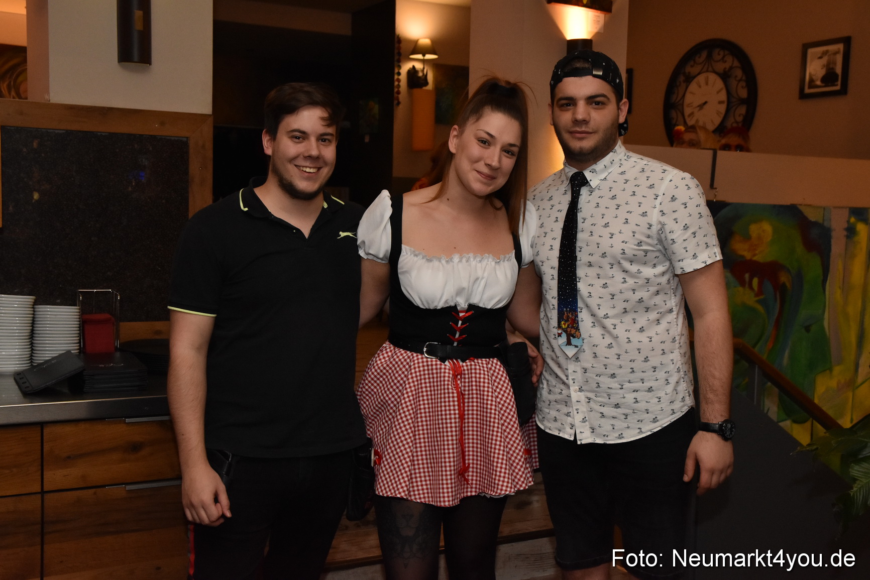 Weiberfasching Neumarkt 2019 0012