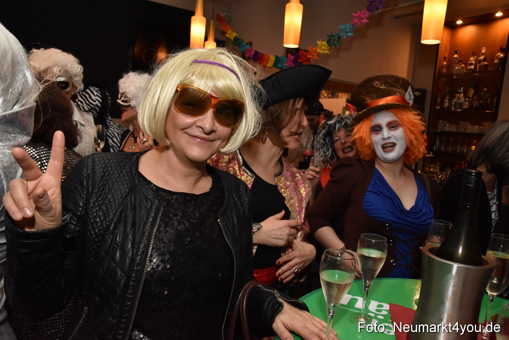 Weiberfasching Neumarkt 2019 0022