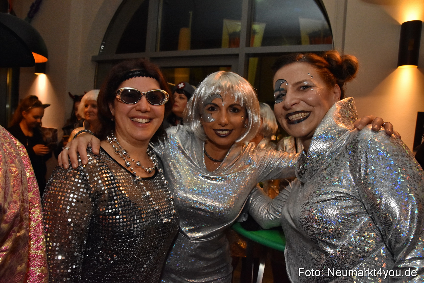 Weiberfasching Neumarkt 2019 0025