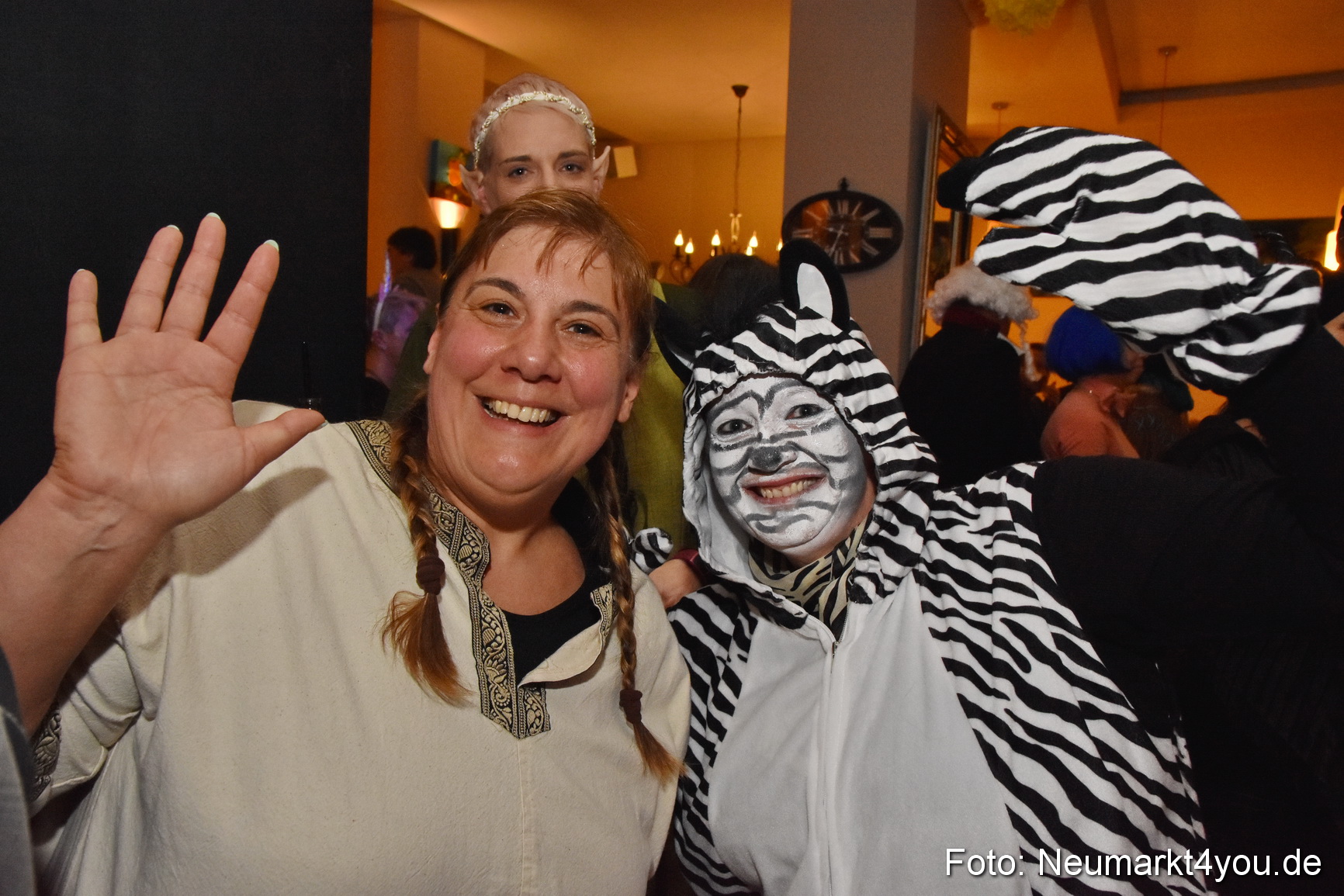 Weiberfasching Neumarkt 2019 0029