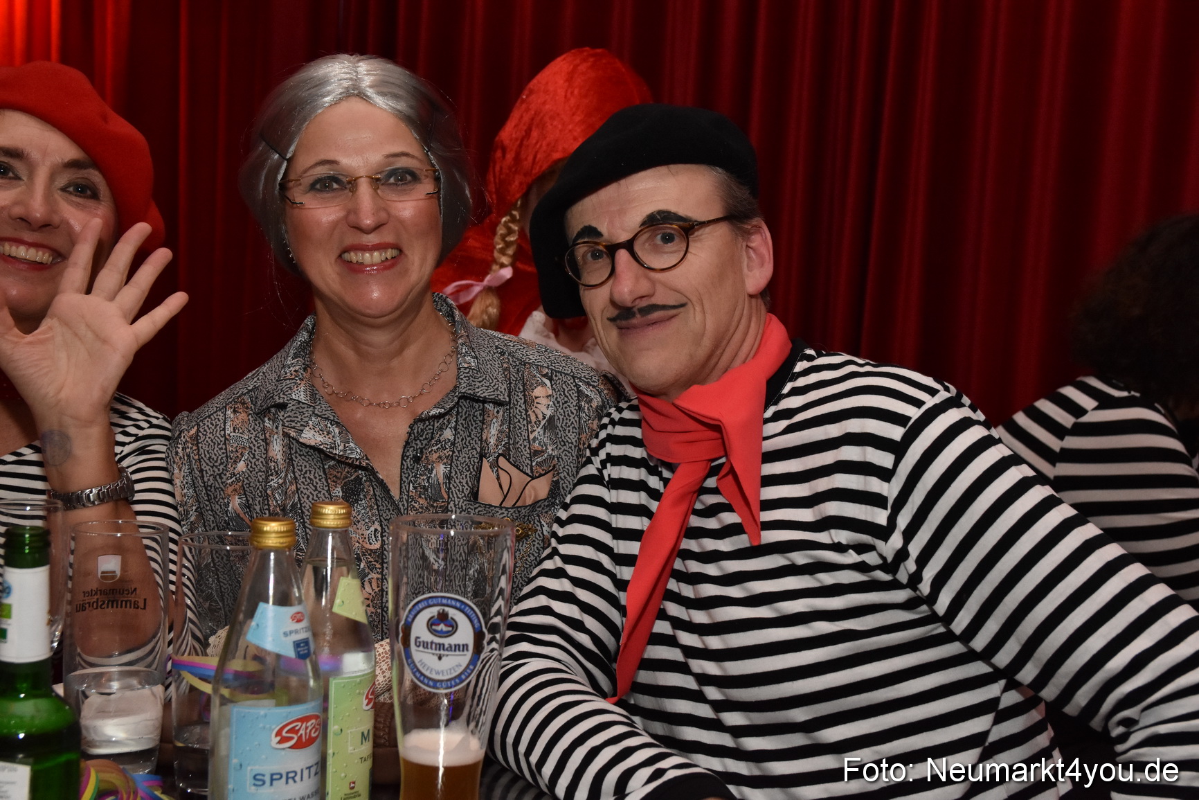 Weiberfasching Neumarkt 2019 0043