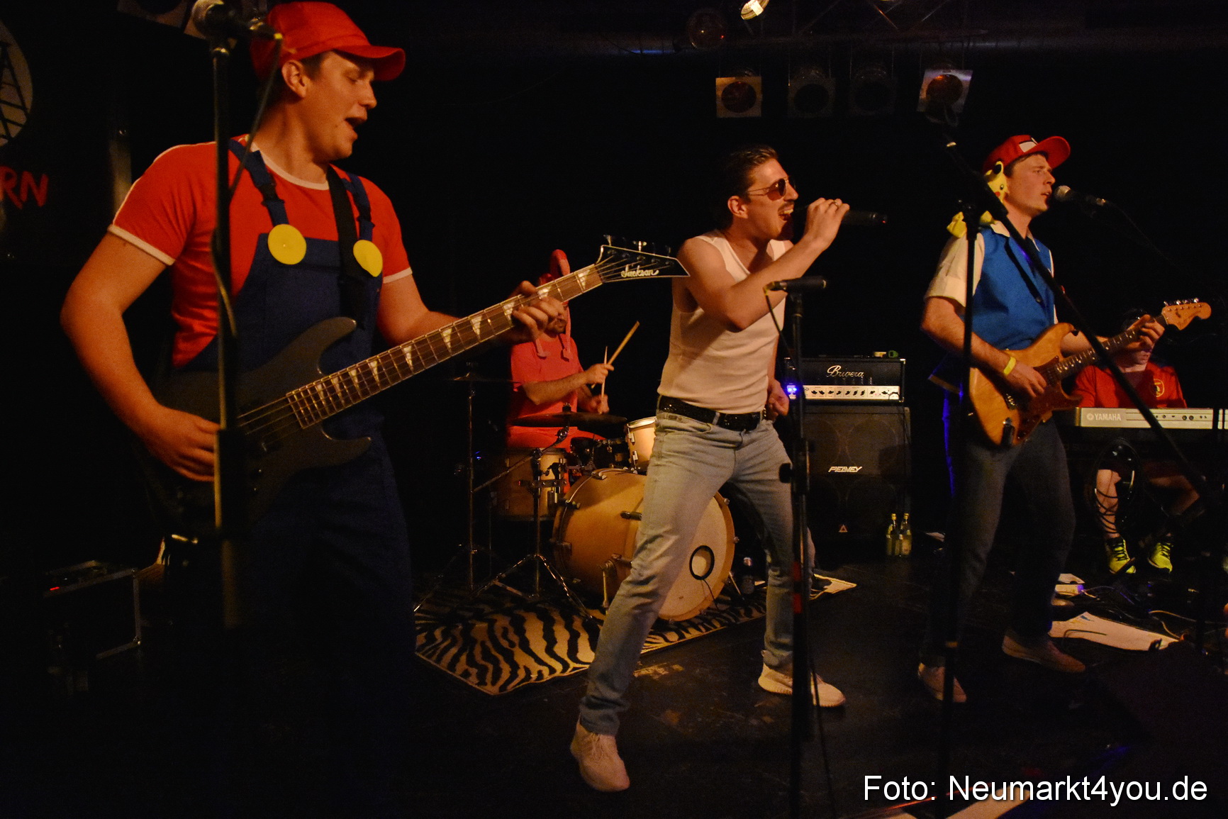 Weiberfasching Neumarkt 2019 0063