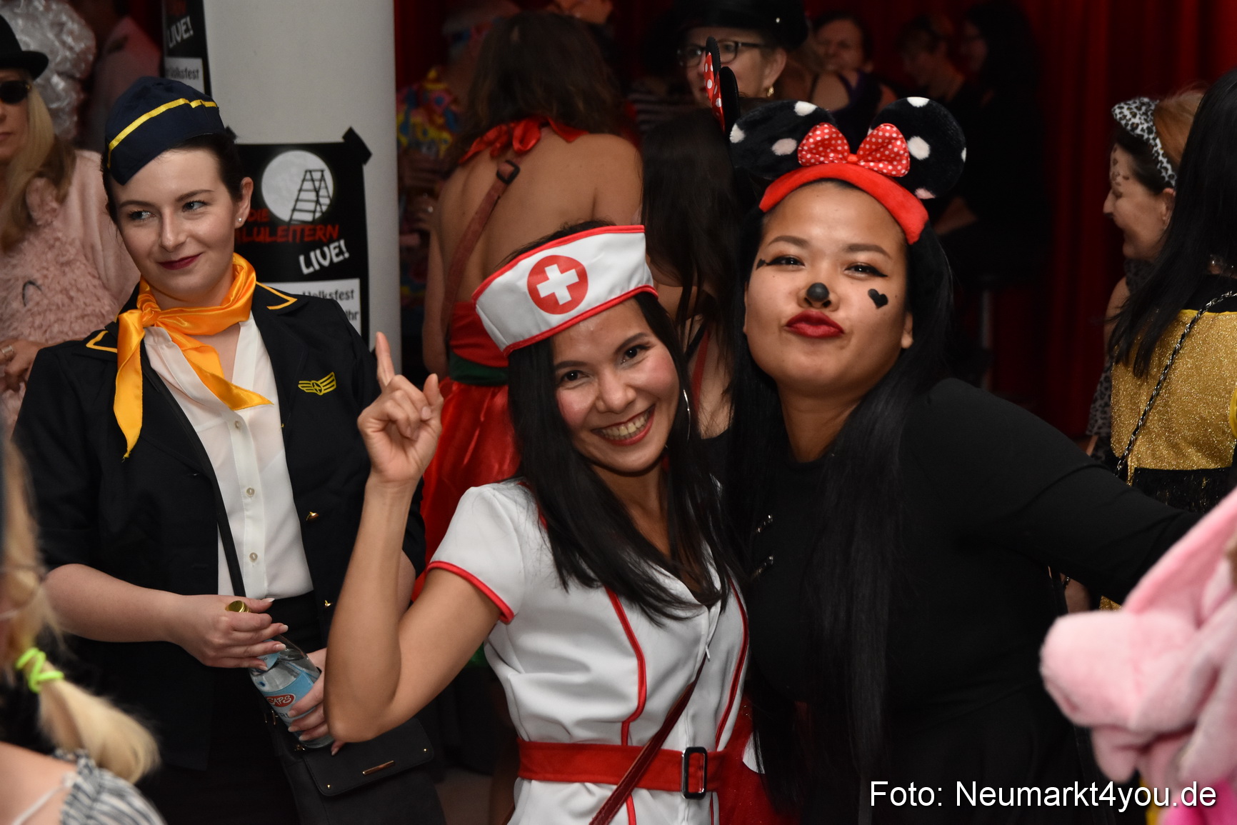 Weiberfasching Neumarkt 2019 0067