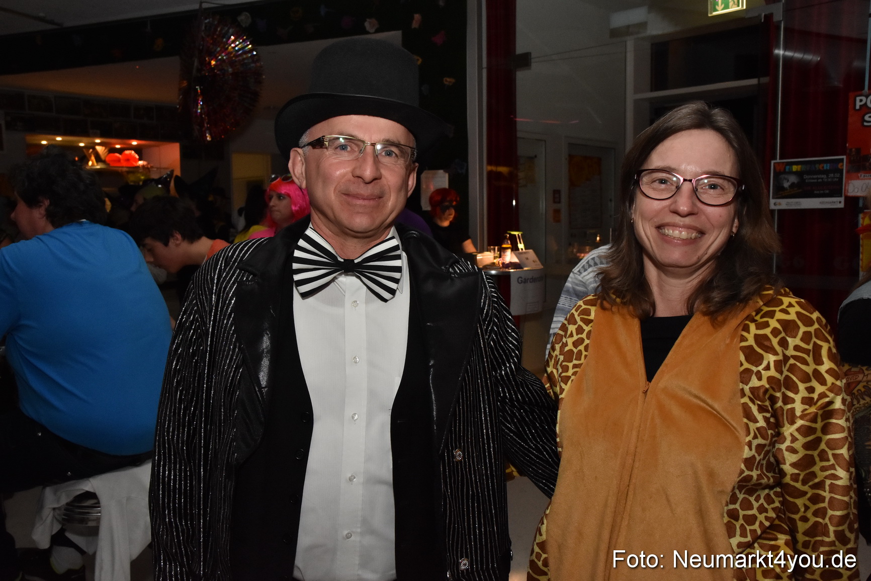 Weiberfasching Neumarkt 2019 0082