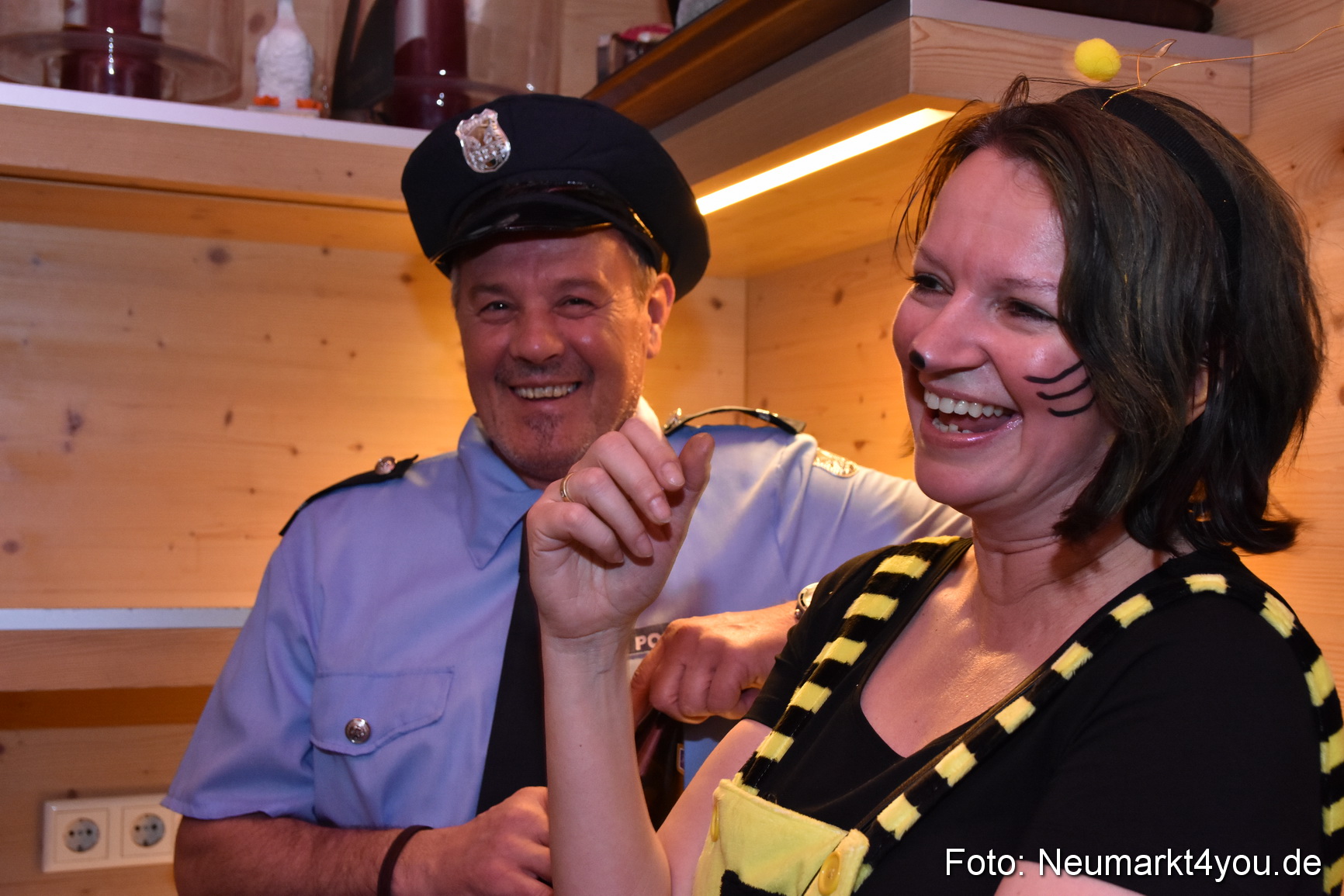 Weiberfasching Neumarkt 2019 0097