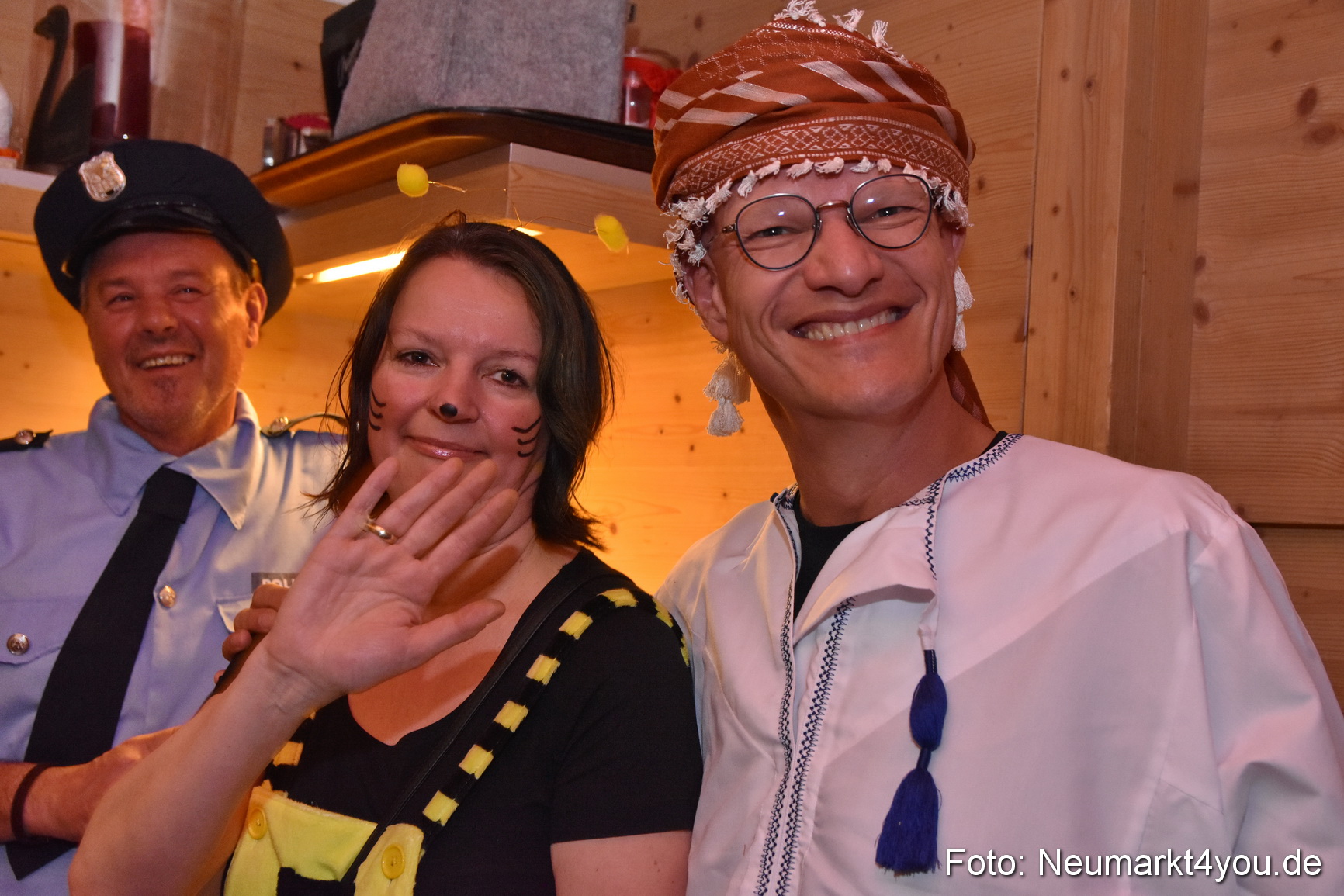 Weiberfasching Neumarkt 2019 0098