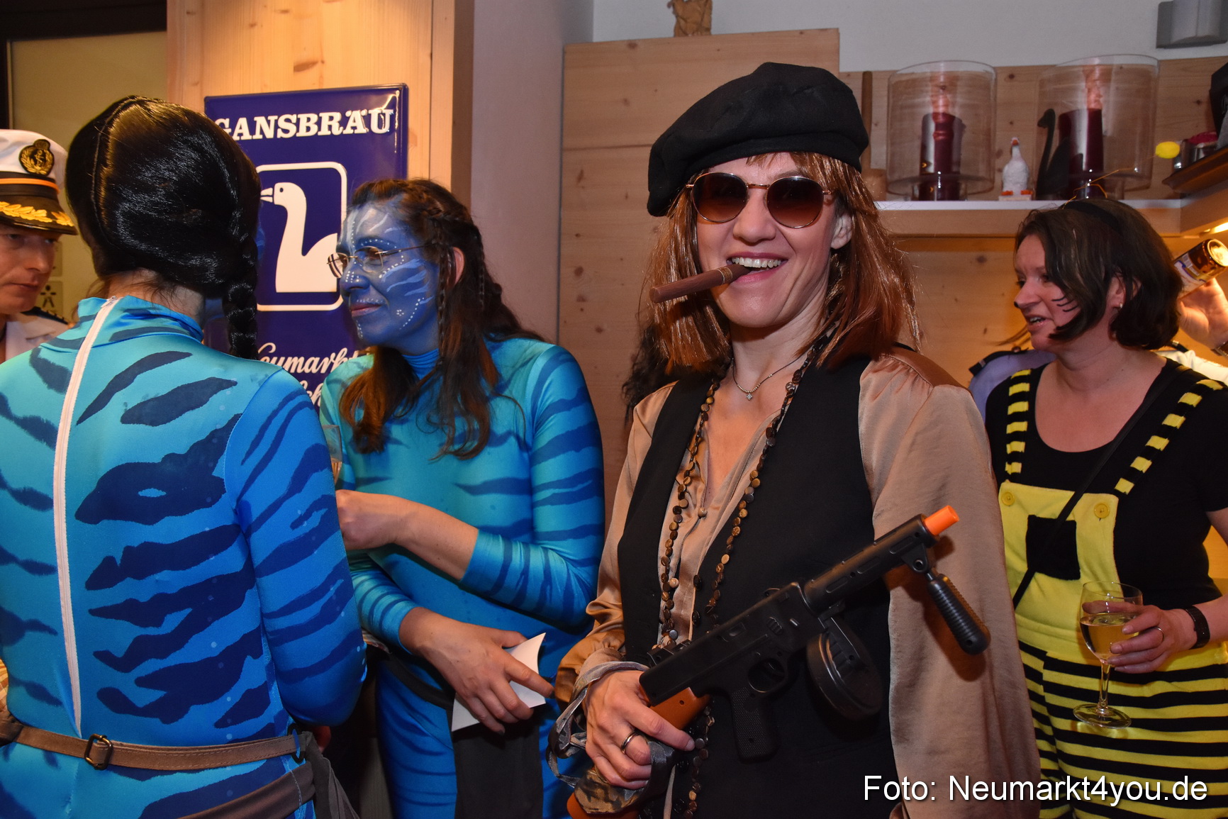 Weiberfasching Neumarkt 2019 0099